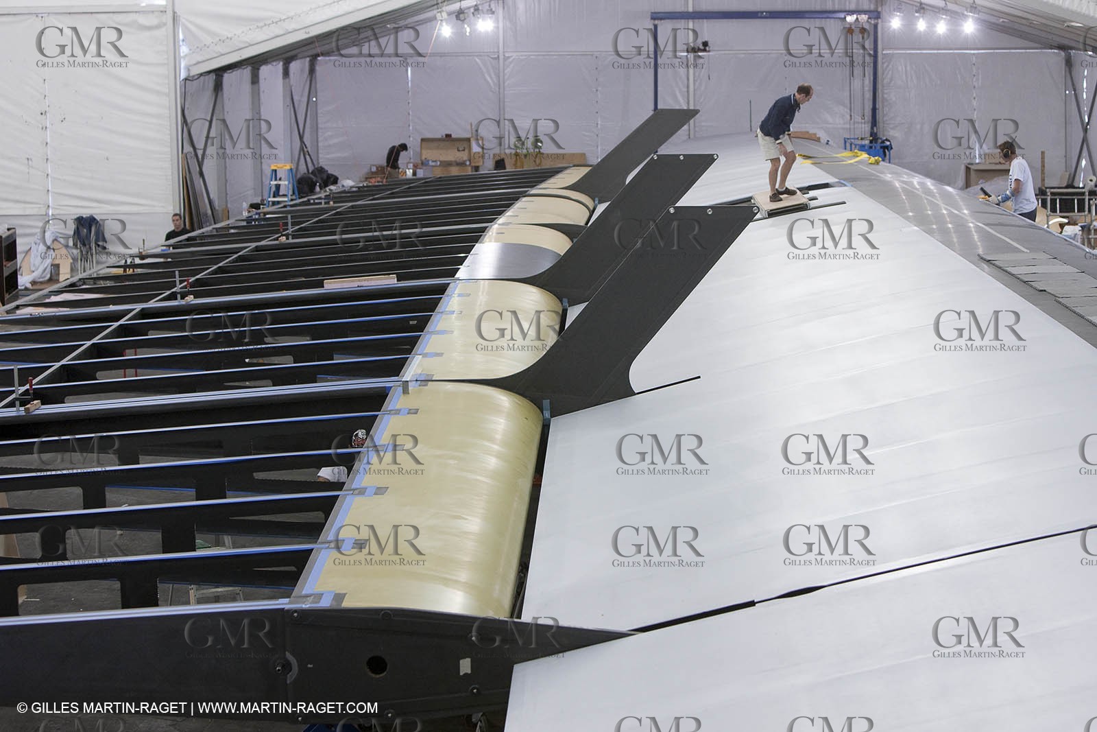 13 10 2009 - San Diego (USA, CA) - 33rd America's Cup - BMW ORACLE Racing - BOR 90 modifications