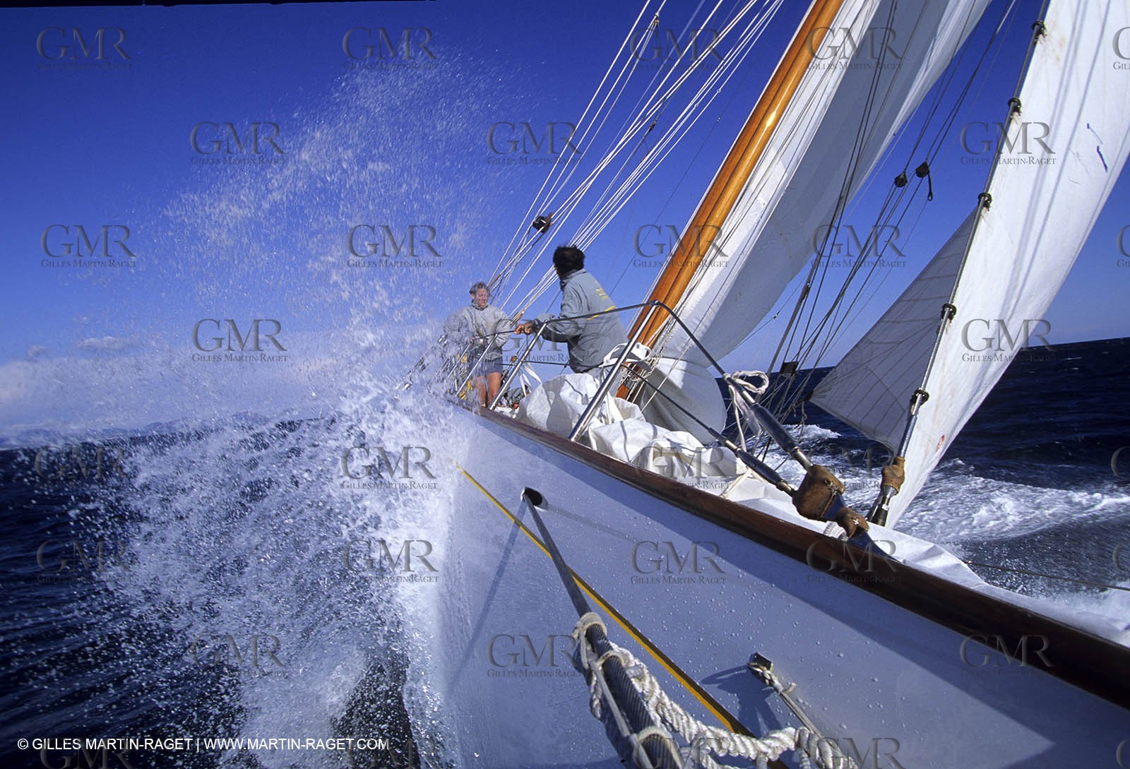Classic Yachts - Nioulargue - Voiles de Saint Tropez