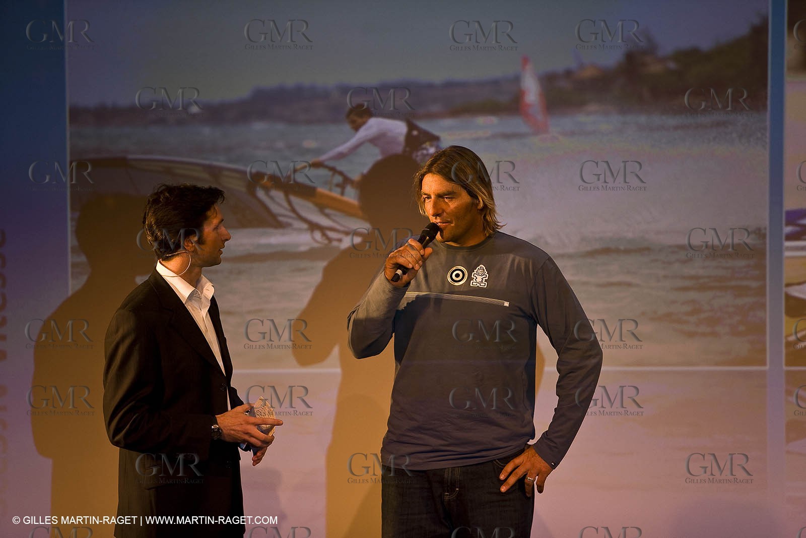 12 08 08 - Paris (FRA) Edouard VII theater - French Sailing Federation - Champions party - French Sailor of the year : Francis Joyon