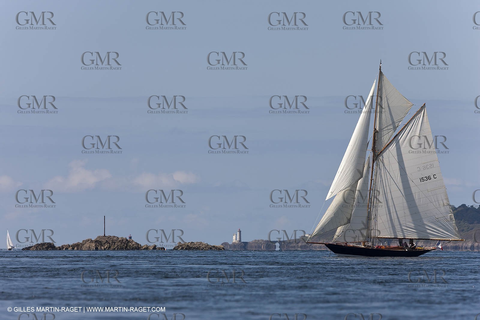 19 05 2010 - Brest (FRA,29) -  Pen Duick in the Brest straight