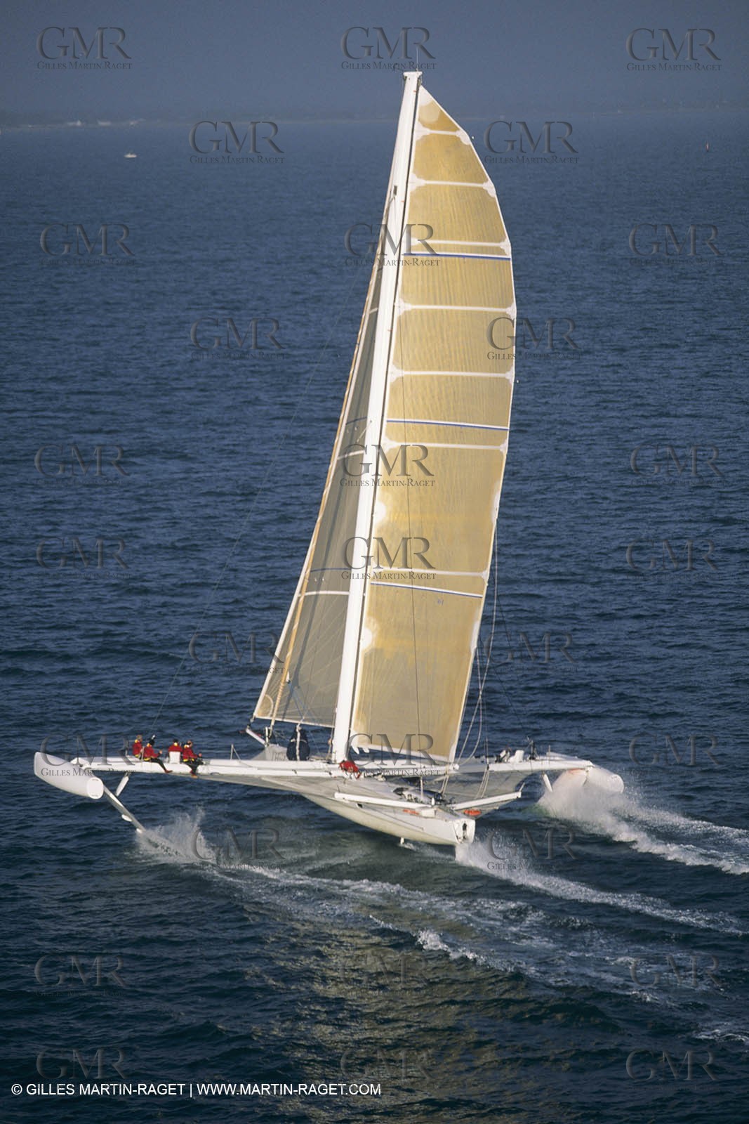 Sailing, Overall speed record attempt, L'Hydroptère