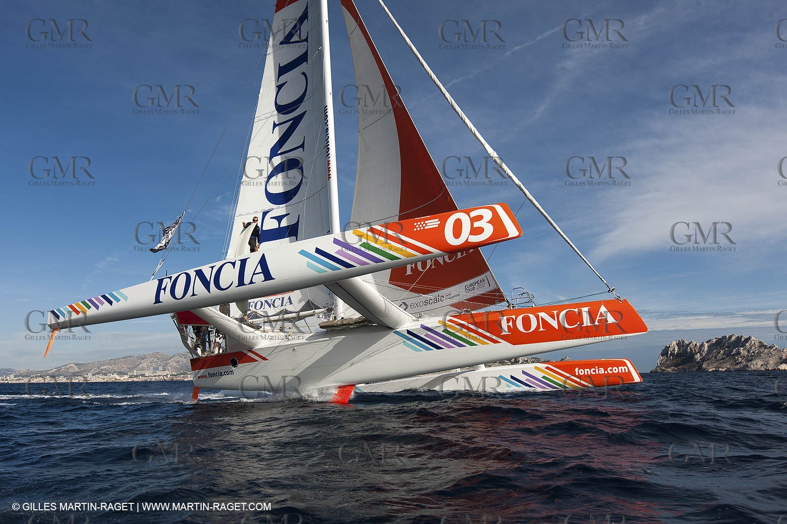 27 09 2012 - Marseille (FRA,13) - Alpari World Match Race Tour - Match Race France 2012 - Day 3 - Quarter finals - Matc Racing specialists sail on Foncia