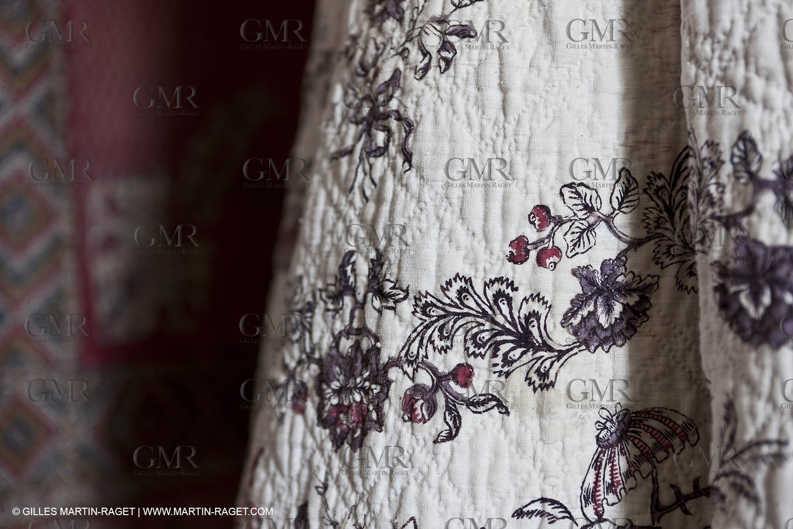 30 06 2011 - Toulon (FRA,83) - Villa Rosemaine - Indiennes sublimes exhibition