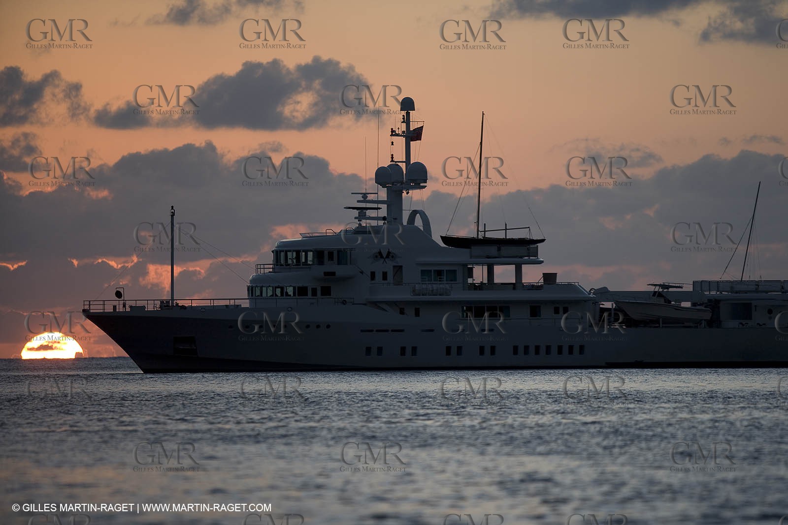 01 02 2008 - San Blas Archipelago (Panama) - Motor Yacht Senses