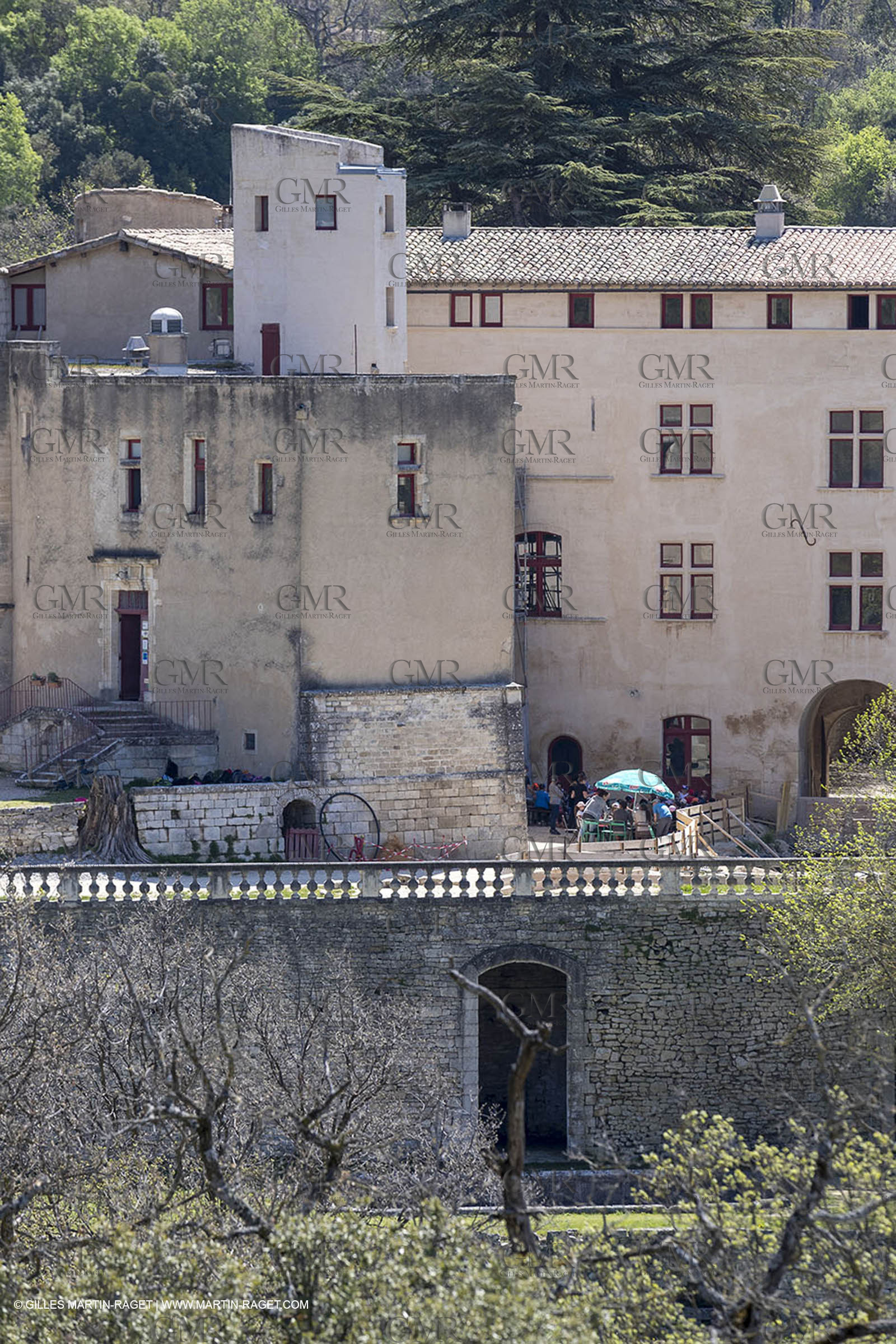 19 04 2018, Buoux (FRA,84), chateau de l'environnement