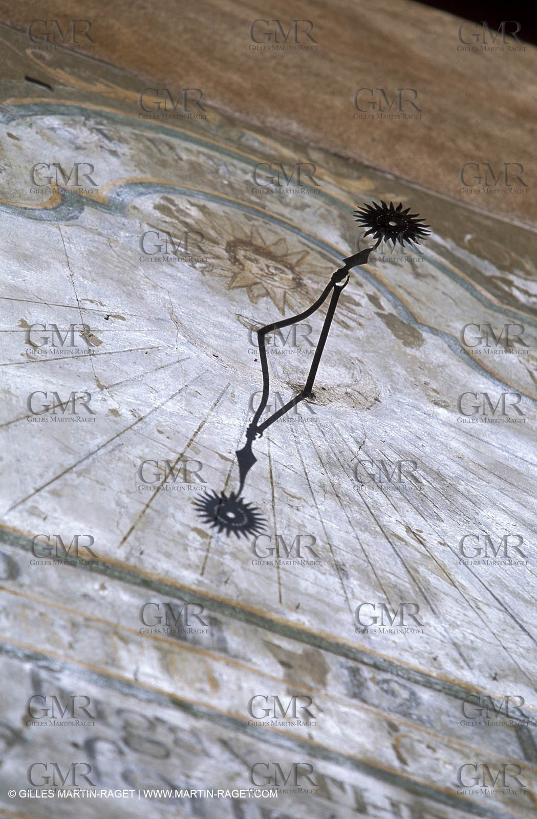 Solar clock from Hautes Alpes