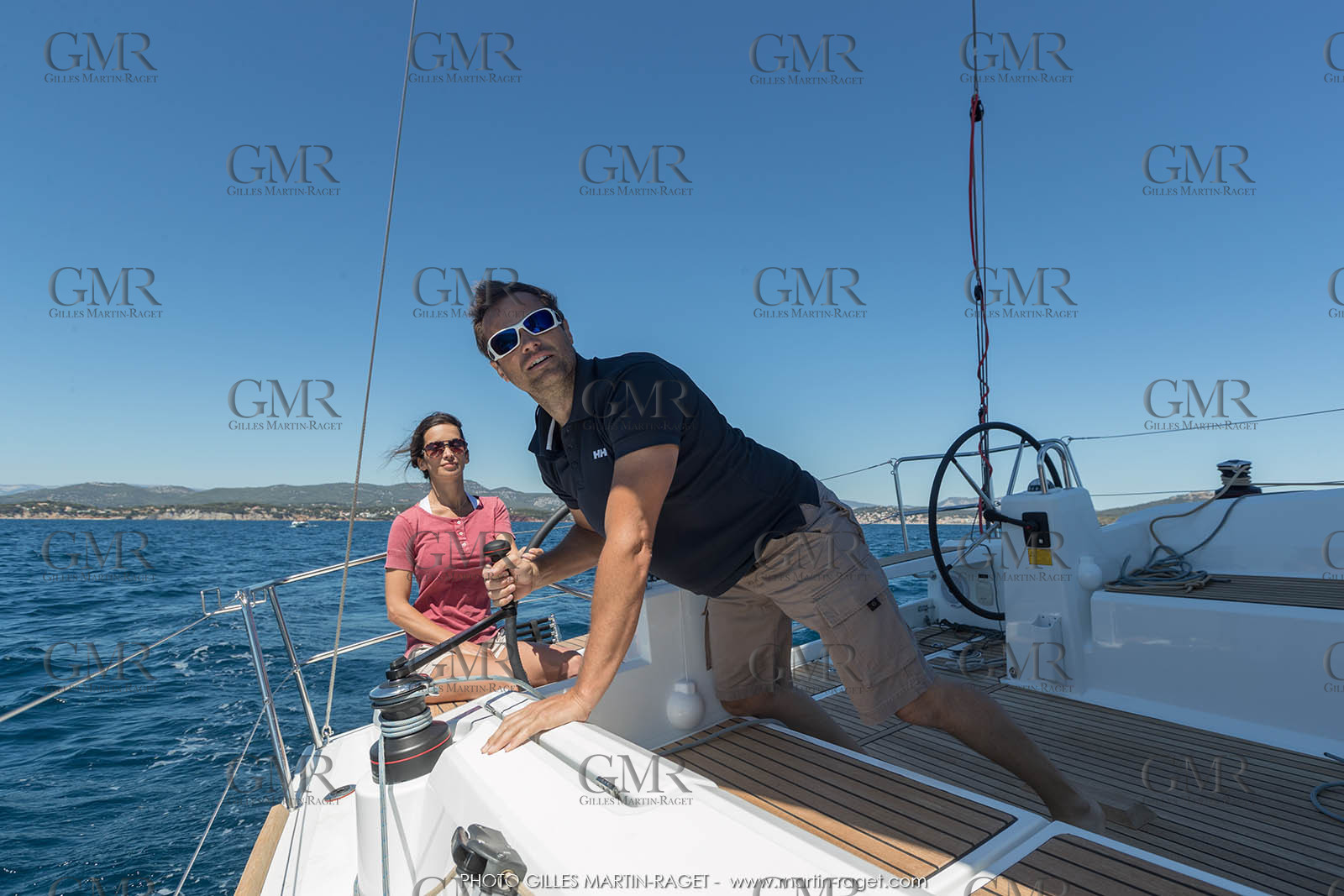 04 07 3017; Les EMbiez (FRA; 83) - Chantier Beneteau; Oceanis 38.1