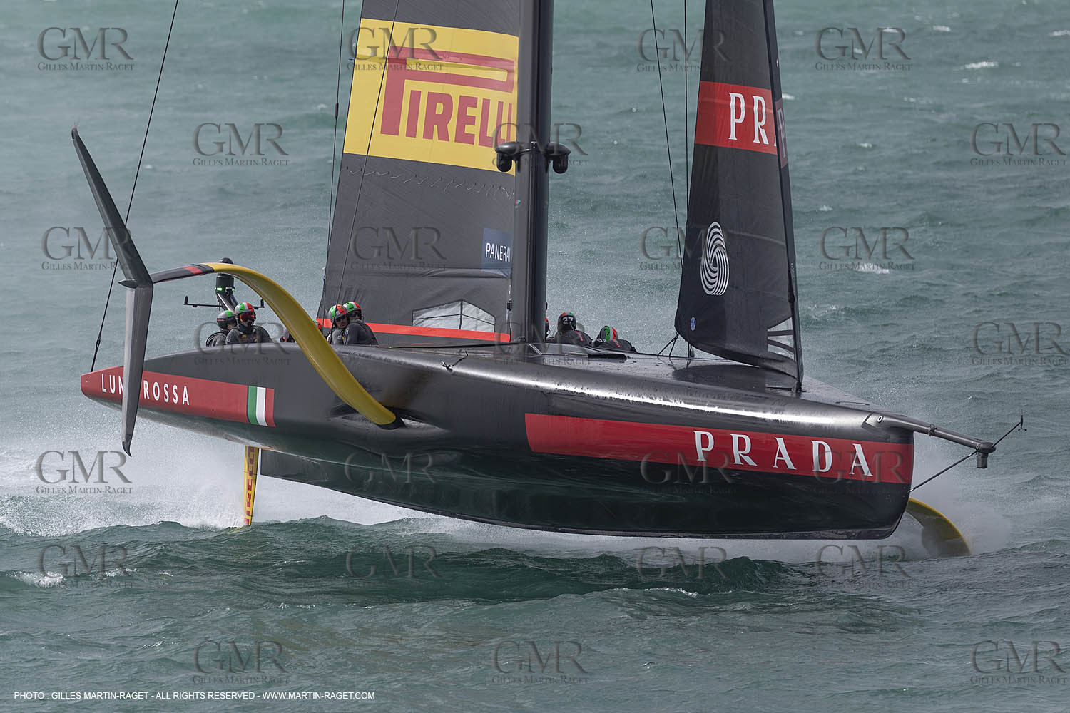 10 12 2020 - Auckland (NZL) - 36th America's Cup - Practice Sessions - Day 2 -Luna Rossa Prada Pirelli Team