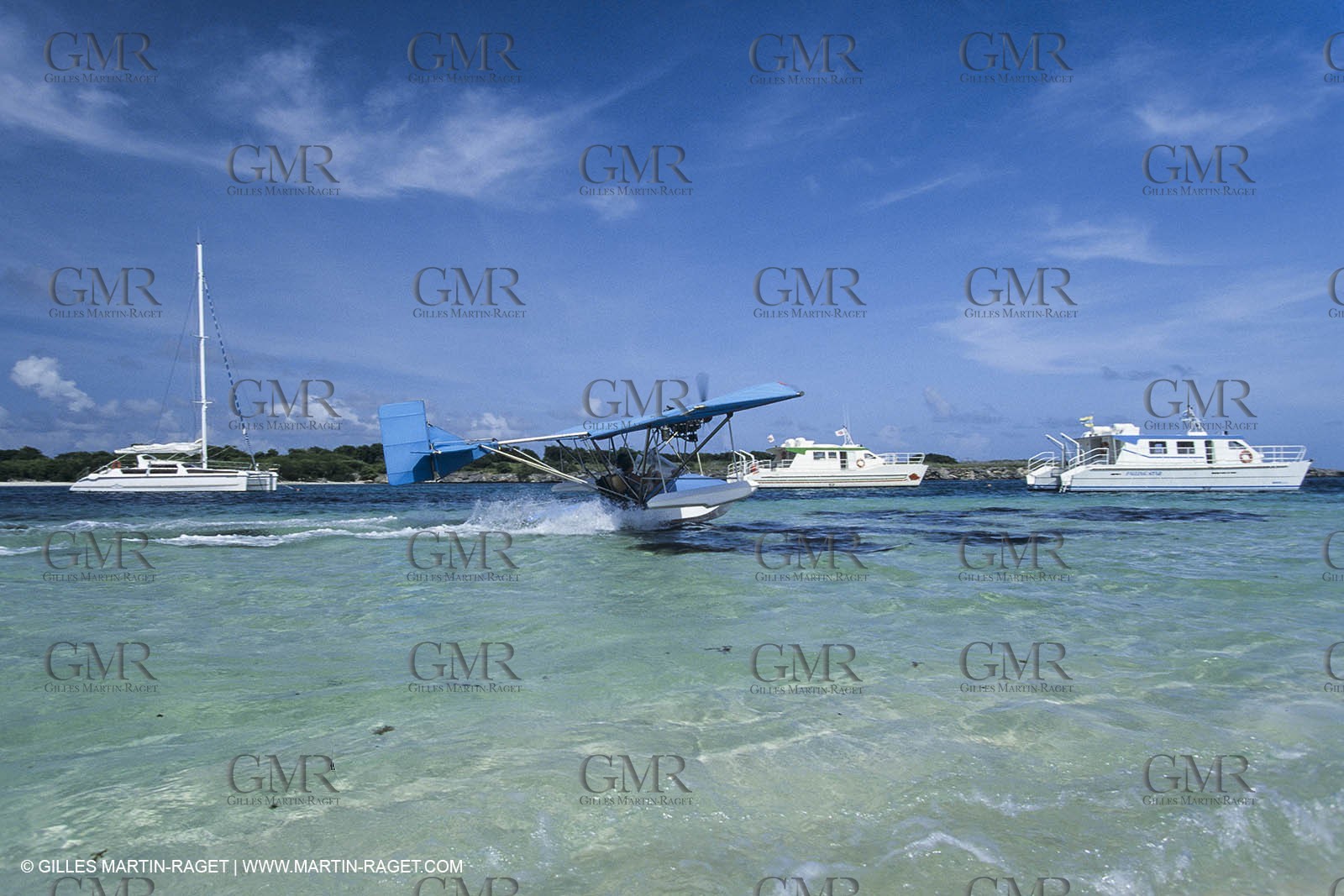 watersports, parachute ascensionnel, winglider, paraglider, aile volante