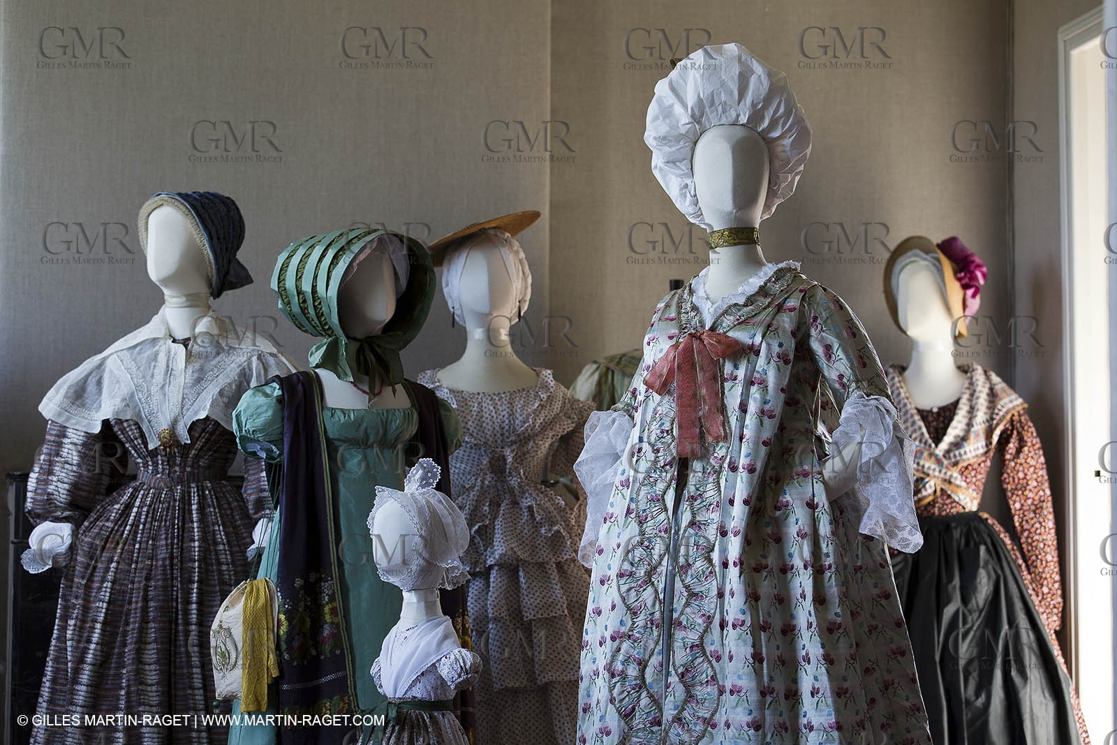 06 07 2012, Toulon (FRA,83), Villa Rozemaine, exhibition 'Fashion Dresses