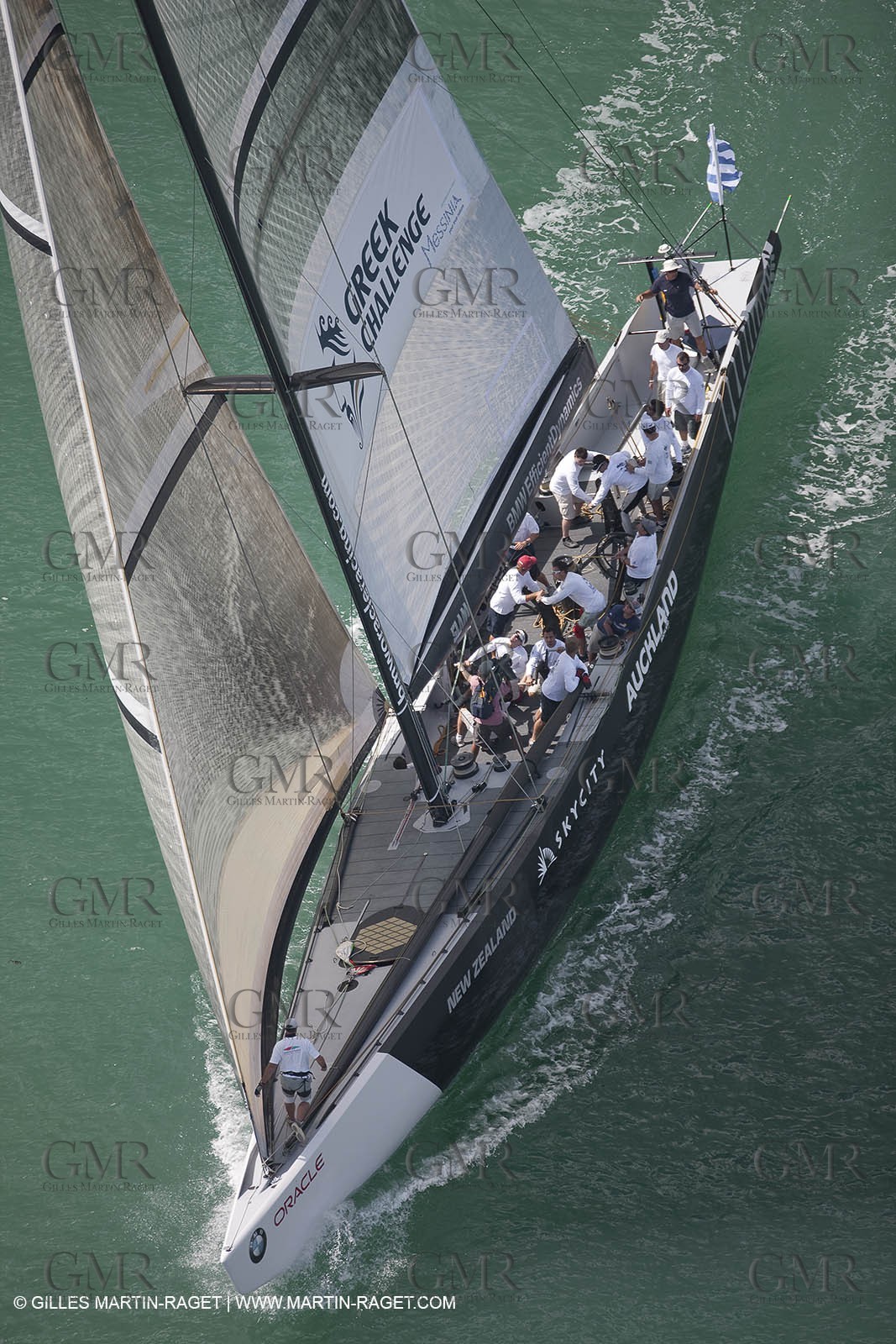 29 01 2009 - Auckland (NZL) -  Louis Vuitton Pacific Series - BMW ORACLE Racing - Training