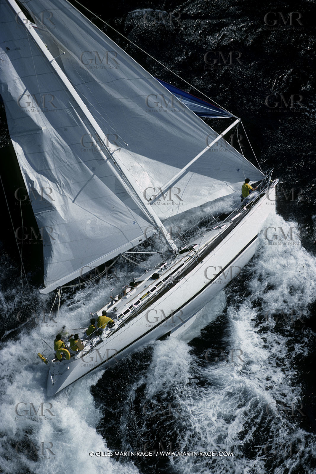 Beneteau First 51, départ au lof