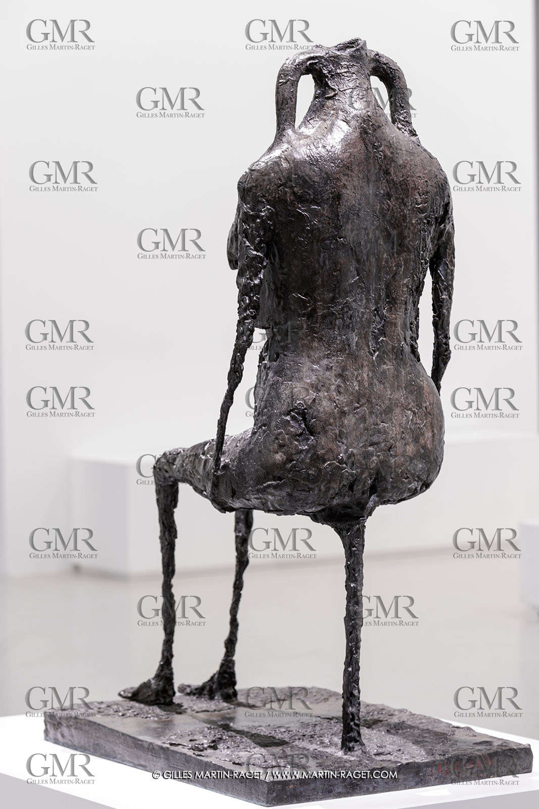 02 05 2023, Paris (FRA), oeuvre de Germaine Richier, Exposition Centre Pompidou 2023,  L'Eau 1953-1954, Bronze patiné foncé,Fondeur : Susse, Paris, 147 x 62 x 98 cm, Centre Pompidou, Musée national d'art moderne, Paris, achat de l'état, 1956