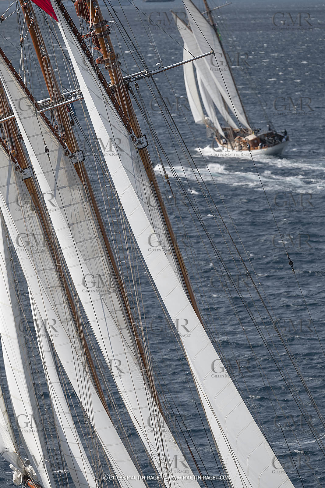 28 09 2022? Saint-Tropez,(FRA,83), Les Voiles de Saint-Tropez 2022 Régate N° 2 poup les modernes, navigation libre pour les grandes goélettes