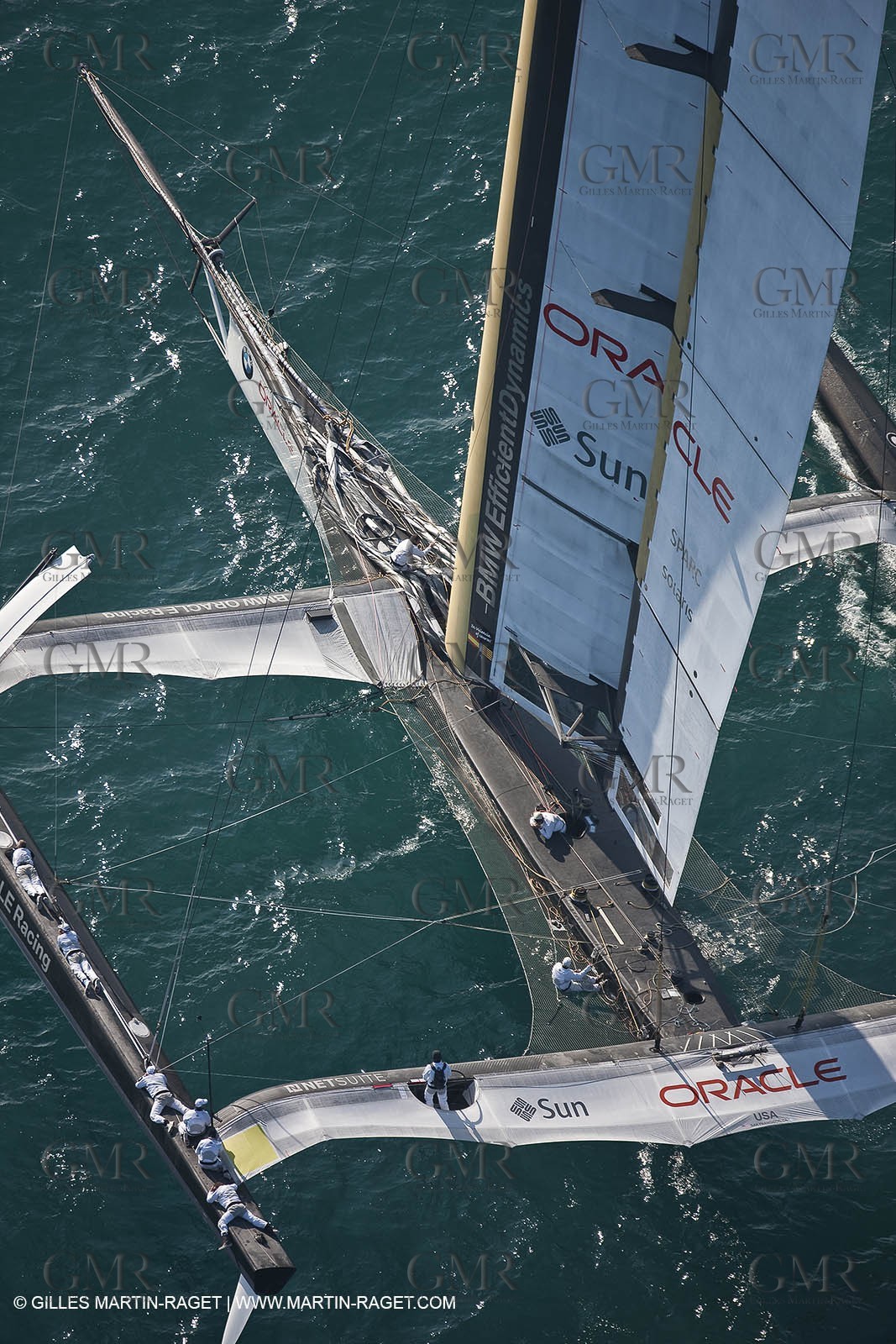 11 02 2010 - Valencia (ESP) - 33rd America's Cup - BMW ORACLE Racing - Day off 2