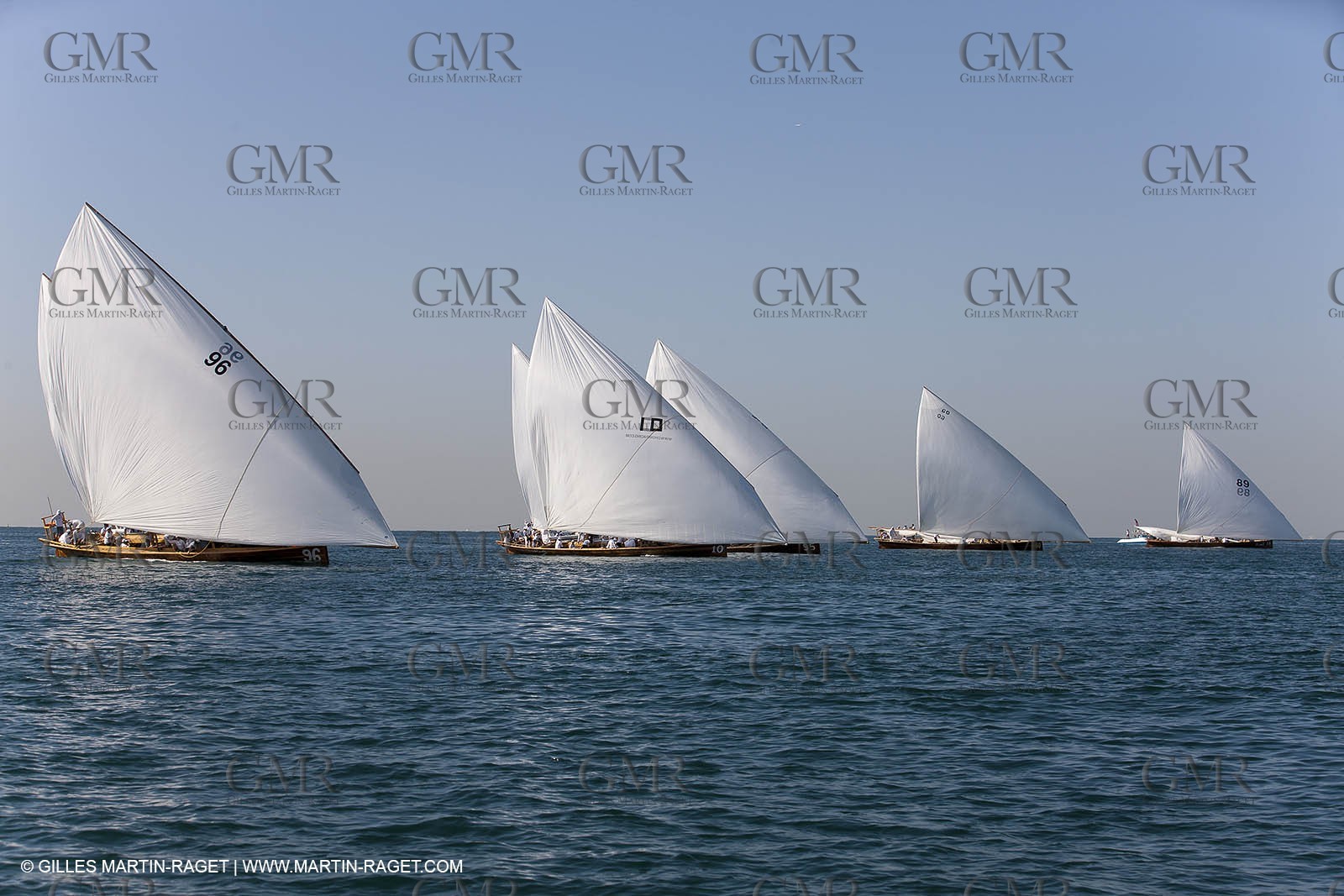 20 11 2010 - Dubai (UAE) - Dubai Louis Vuitton Trophy - Traditionnal dhow races for competing teams