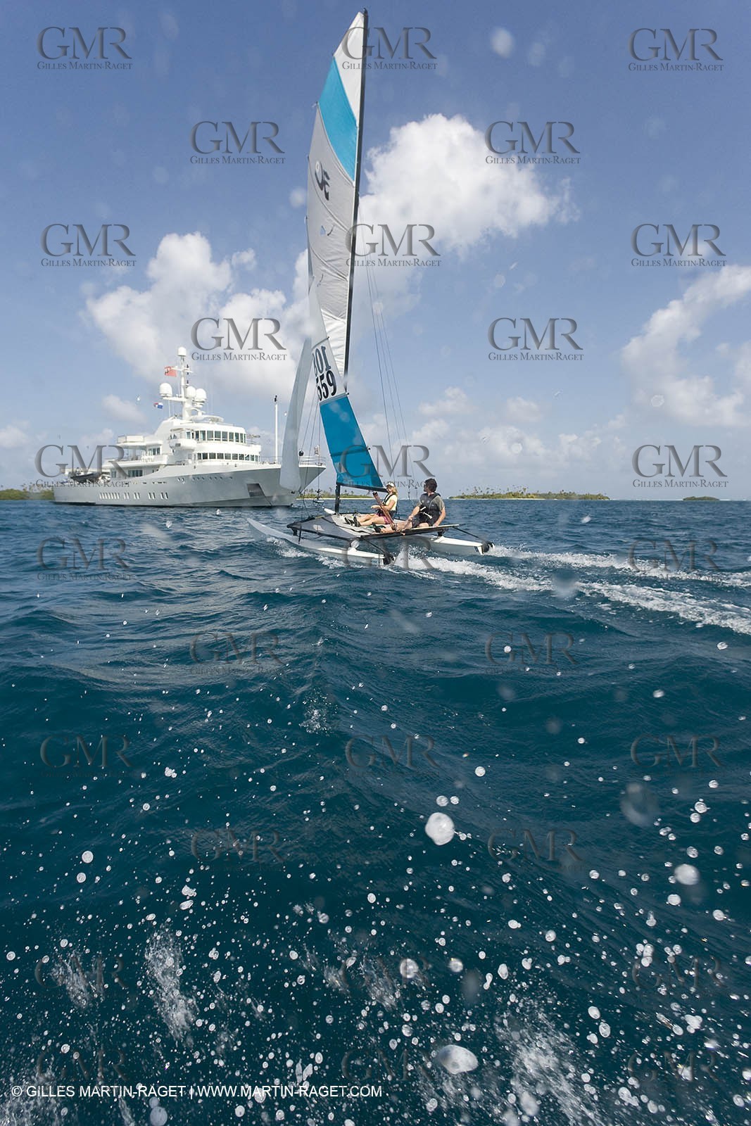 01 02 2008 - San Blas Archipelago (Panama) - Motor Yacht Senses