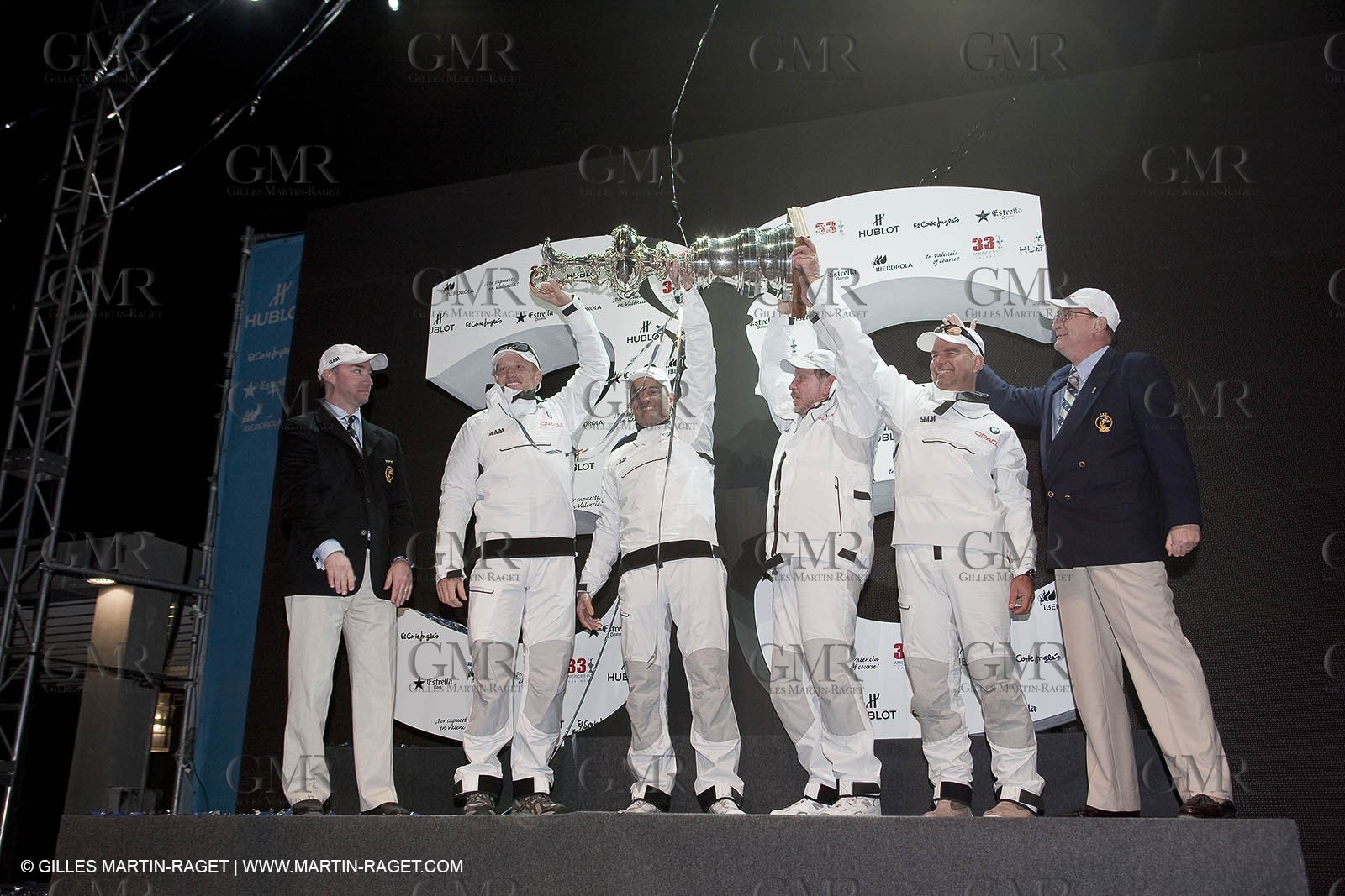 14 02 2010 - Valencia (ESP) - 33rd America's Cup - BMW ORACLE Racing - Race 2