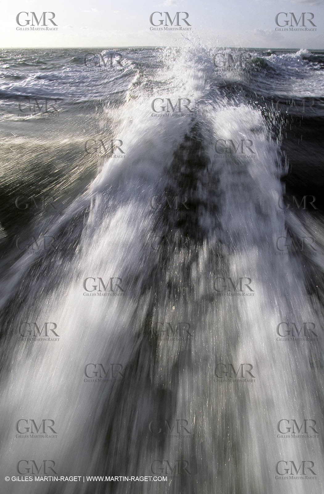 Motor boat running