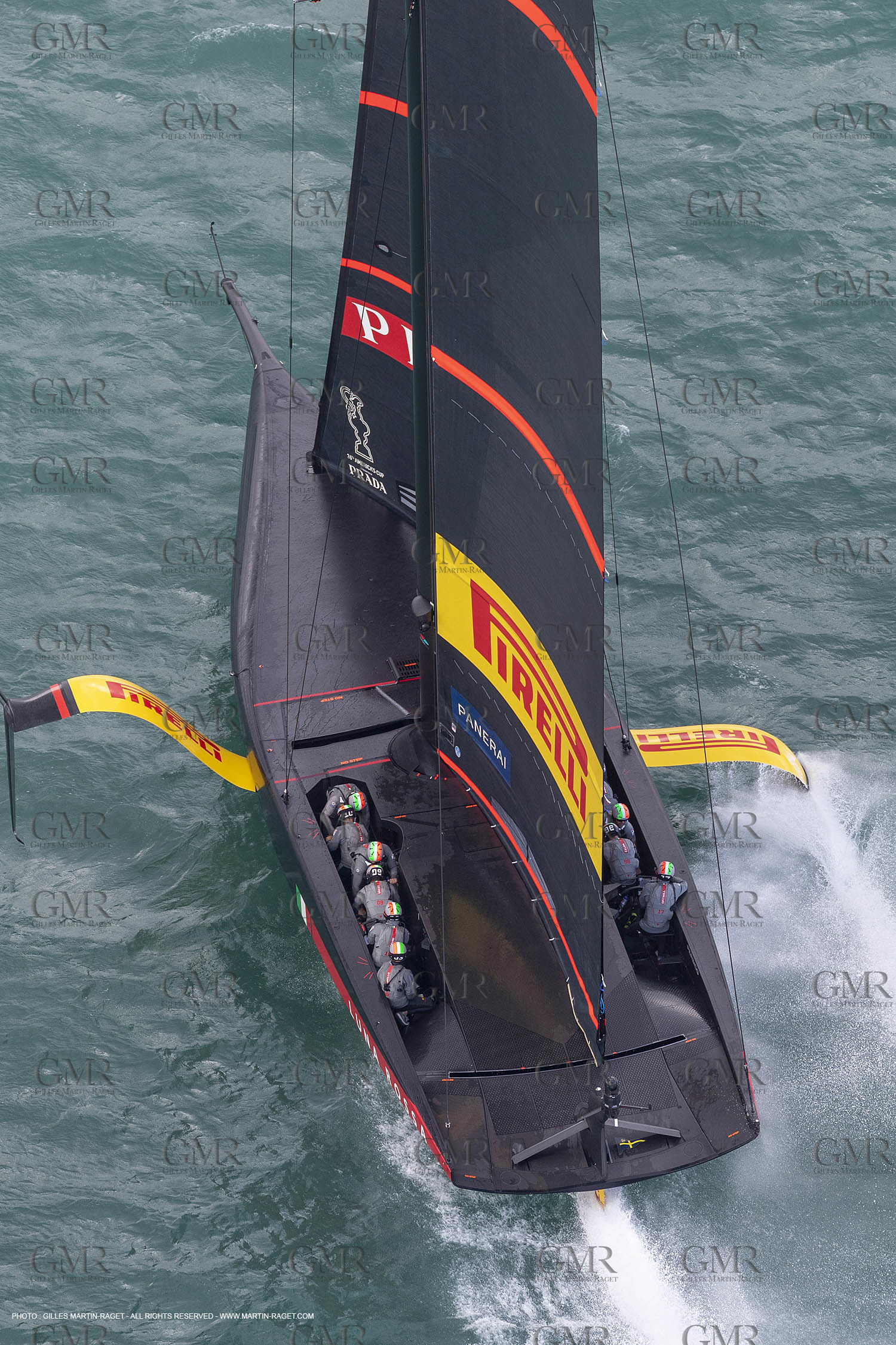 10 12 2020 - Auckland (NZL) - 36th America's Cup - Practice Sessions - Day 2 -Luna Rossa Prada Pirelli Team