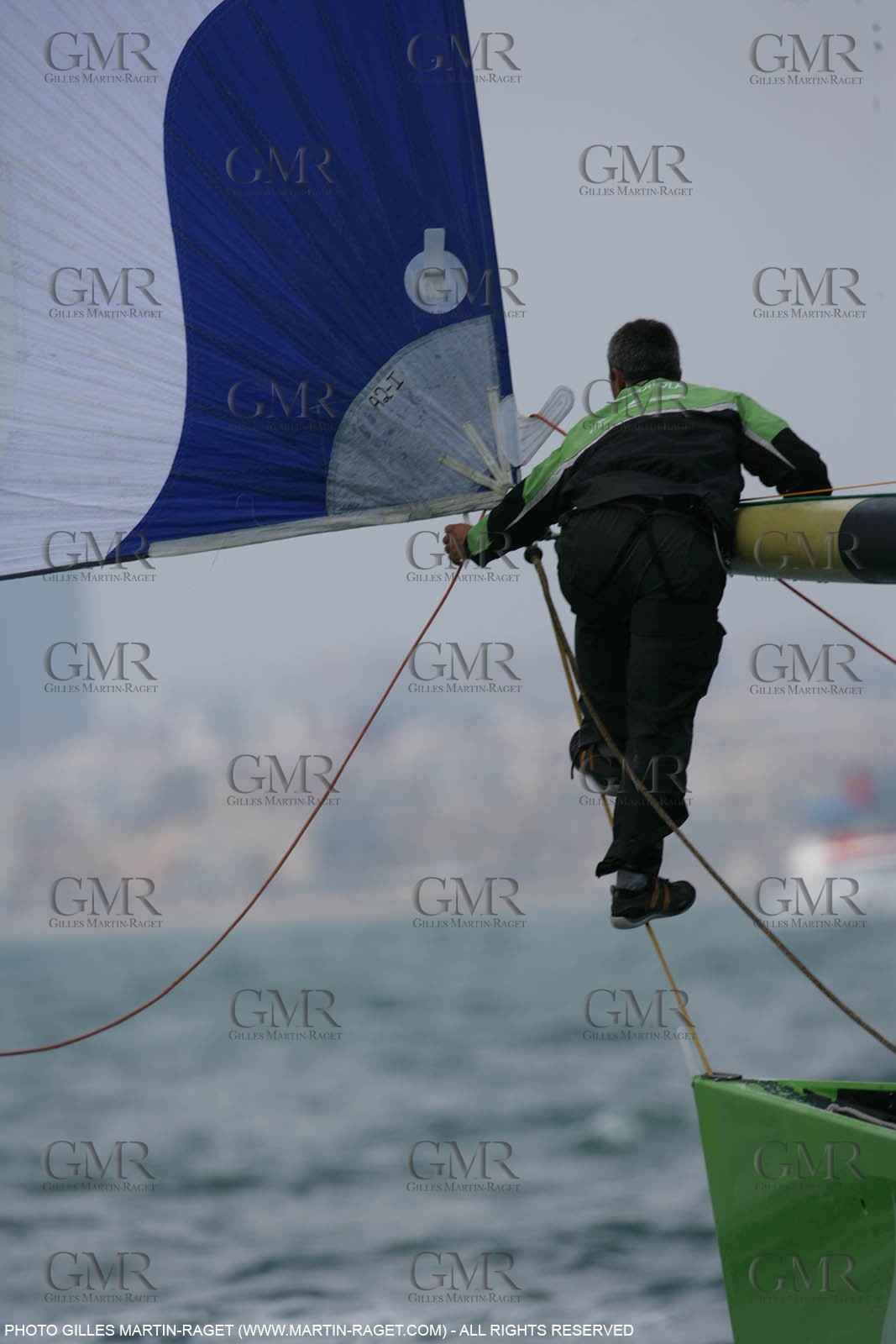 28 04 2007-Valencia (Spain)- 32nd America's Cup - Louis Vuitton Cup - RR1 - Day13 - BMW ORACLE Racing