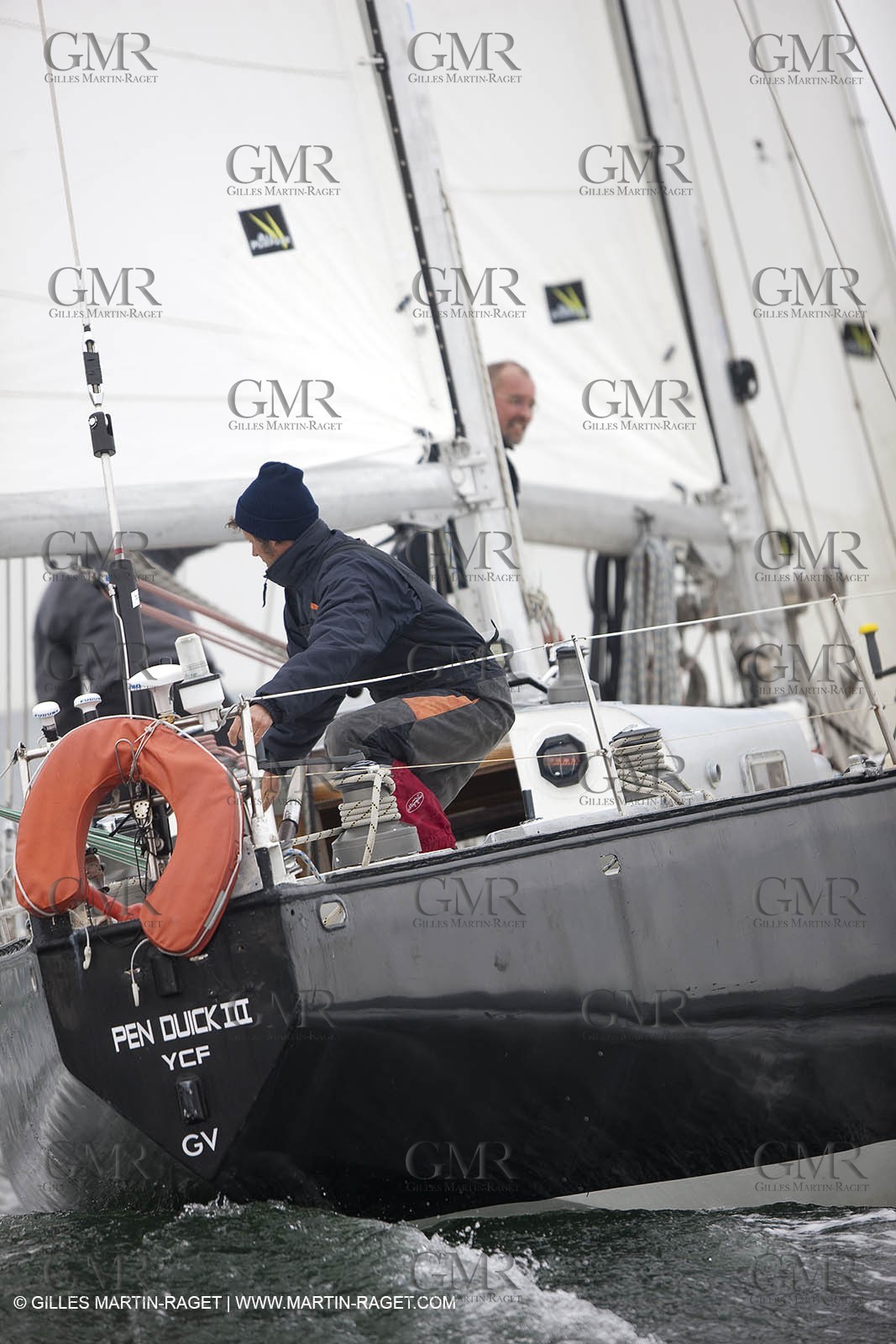 19 05 2010- Lorent- (FRA,56)  -  Pen Duick III