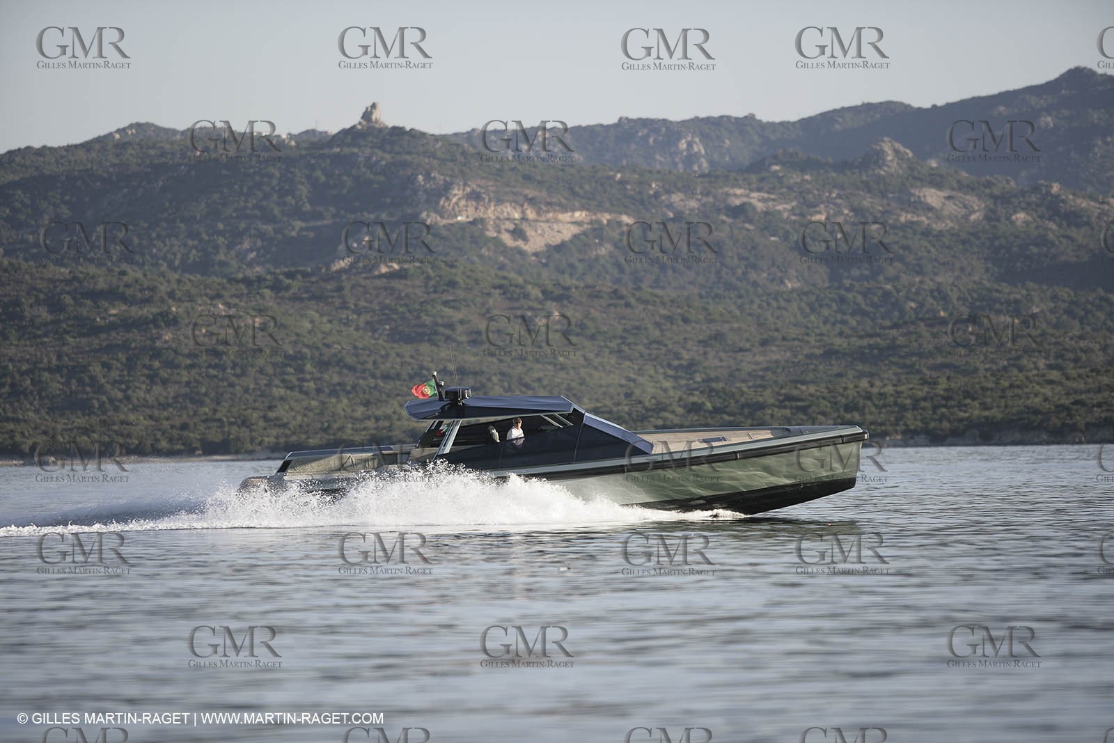 16 07 2007 - Portisco (Italie, Sardaigne) - Wally Power 47, 2007 version