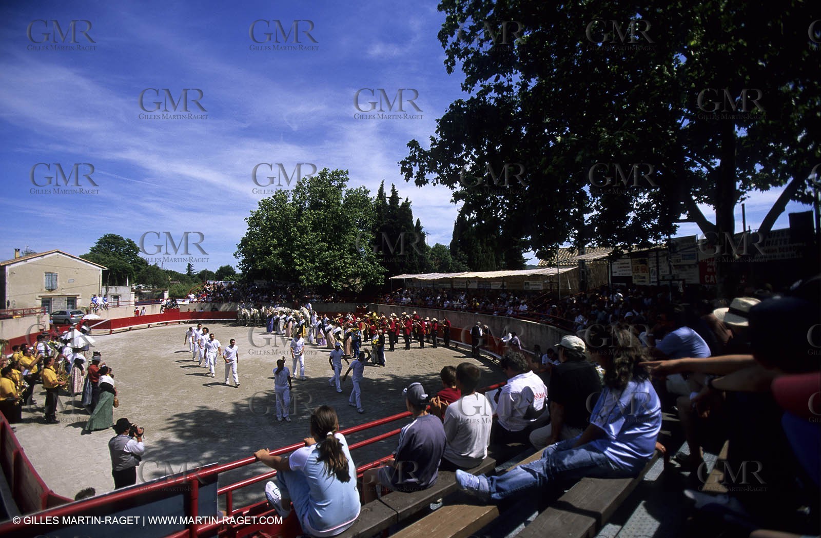 bull games in Clarensac (Gard)