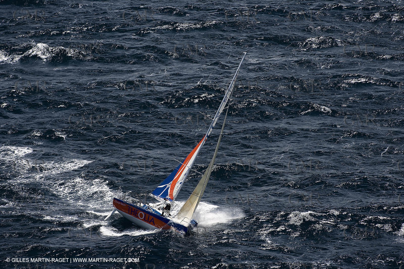 06-26-2007 - FIGARO II - THEOLIA - Skipper : Robert Nagy - Training off Marseille (south France) with strong wind conditions