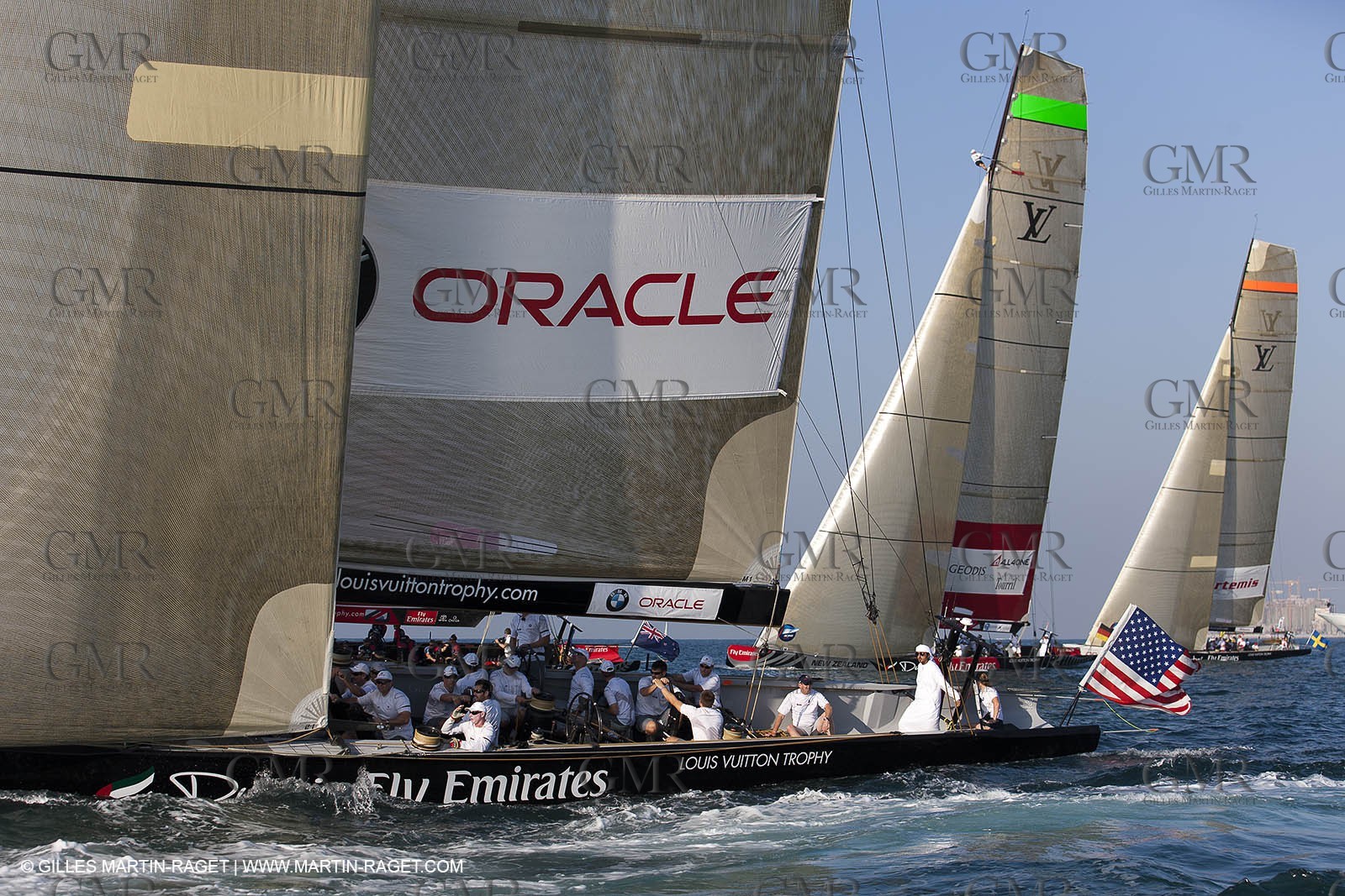 25 11 2010 - Dubai (UAE) - Dubai Louis Vuitton Trophy -  BMW ORACLE Racing - Fleet races