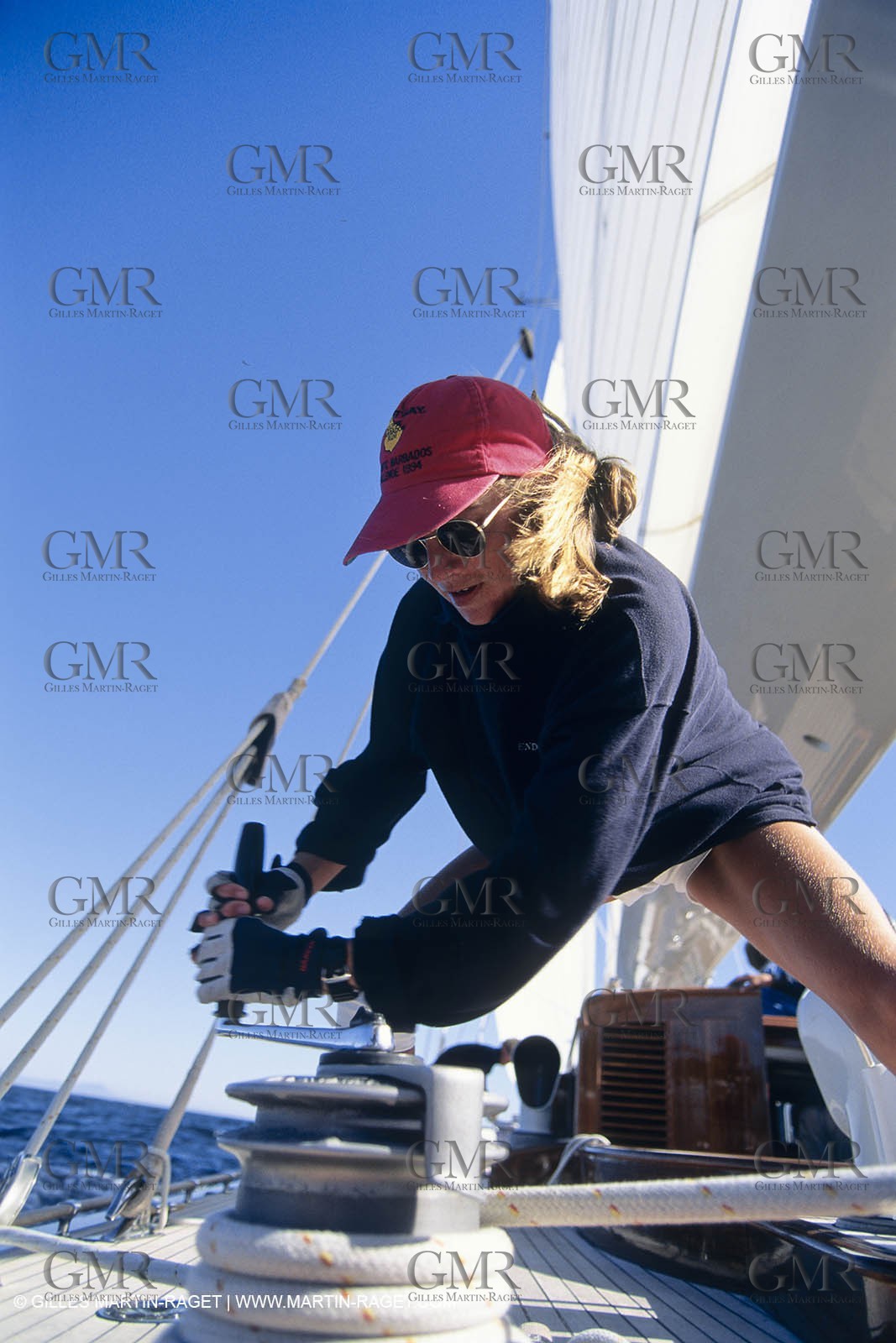Sailing, cruising, women onboard