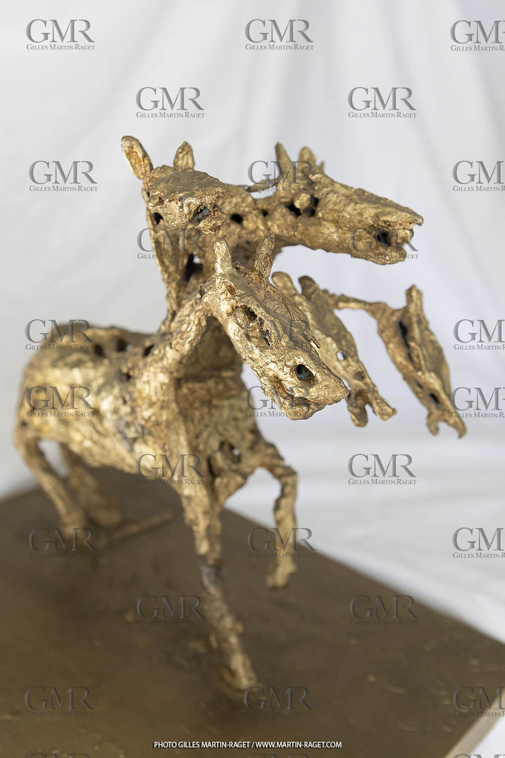 12 02 2020, Marseille (FRA,13), Oeuvre de Germaine Richier, Le Cheval à six têtes, petit 1955 ou 1956, Bronze naturel nettoyé, Numéroté Epreuve d'artiste, fondeur : L. Thinot, Paris, 35,5 x 38 x 18 cm, Collection particulière