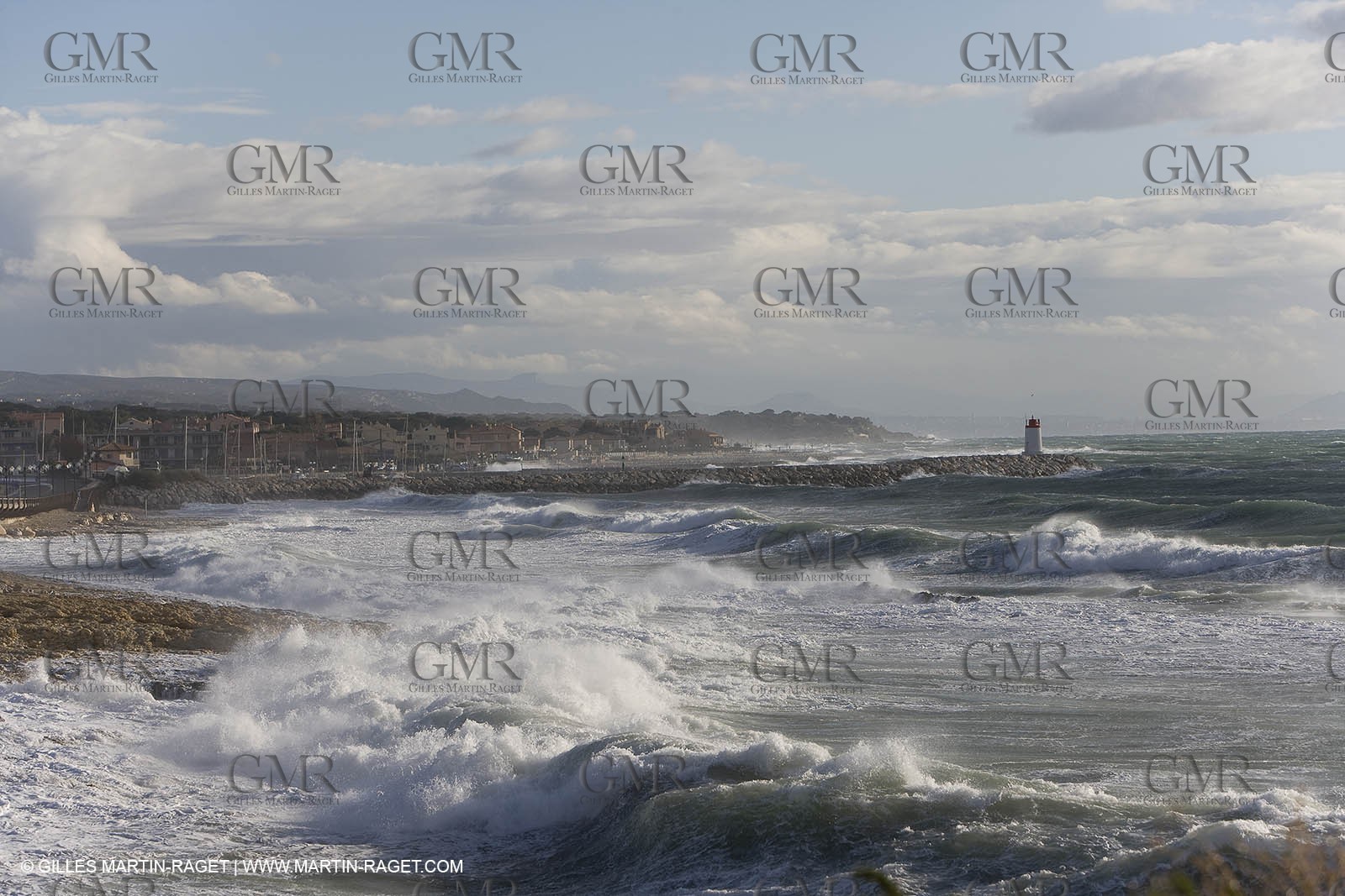 03 01 2008 - Sausset les Pins (FRA, 13) - Esaterly gale