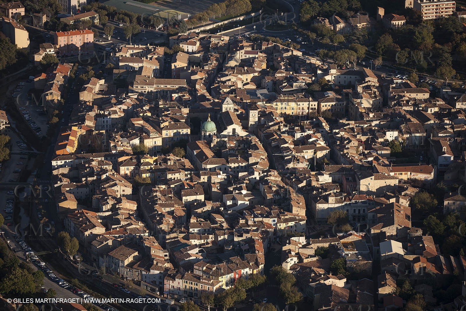 29 10 2012 - Apt (FRA,84) - Luberon as seen from above