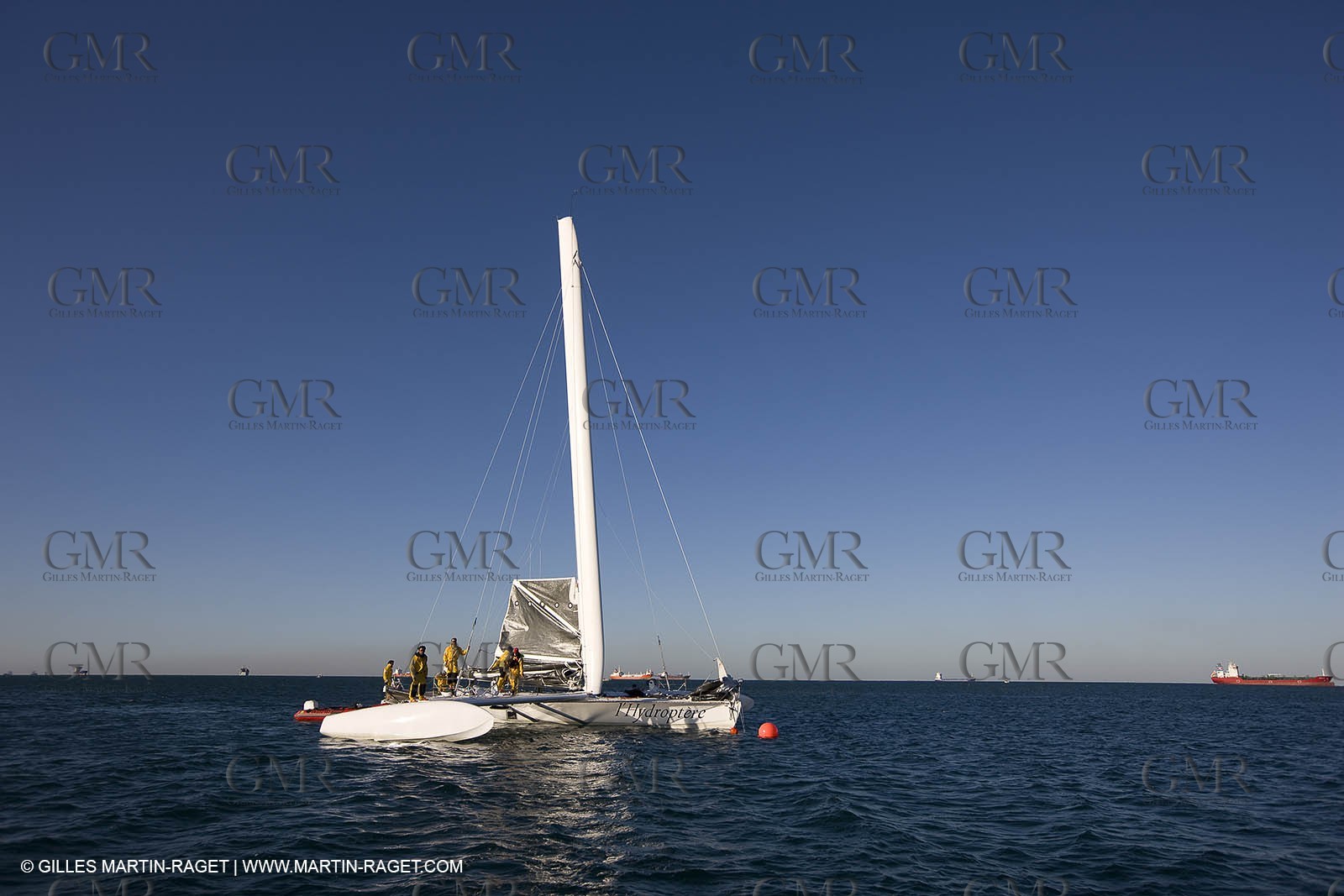 07 04 08 - France - Port Saint Louis du Rhone - Hydroptere - Training
