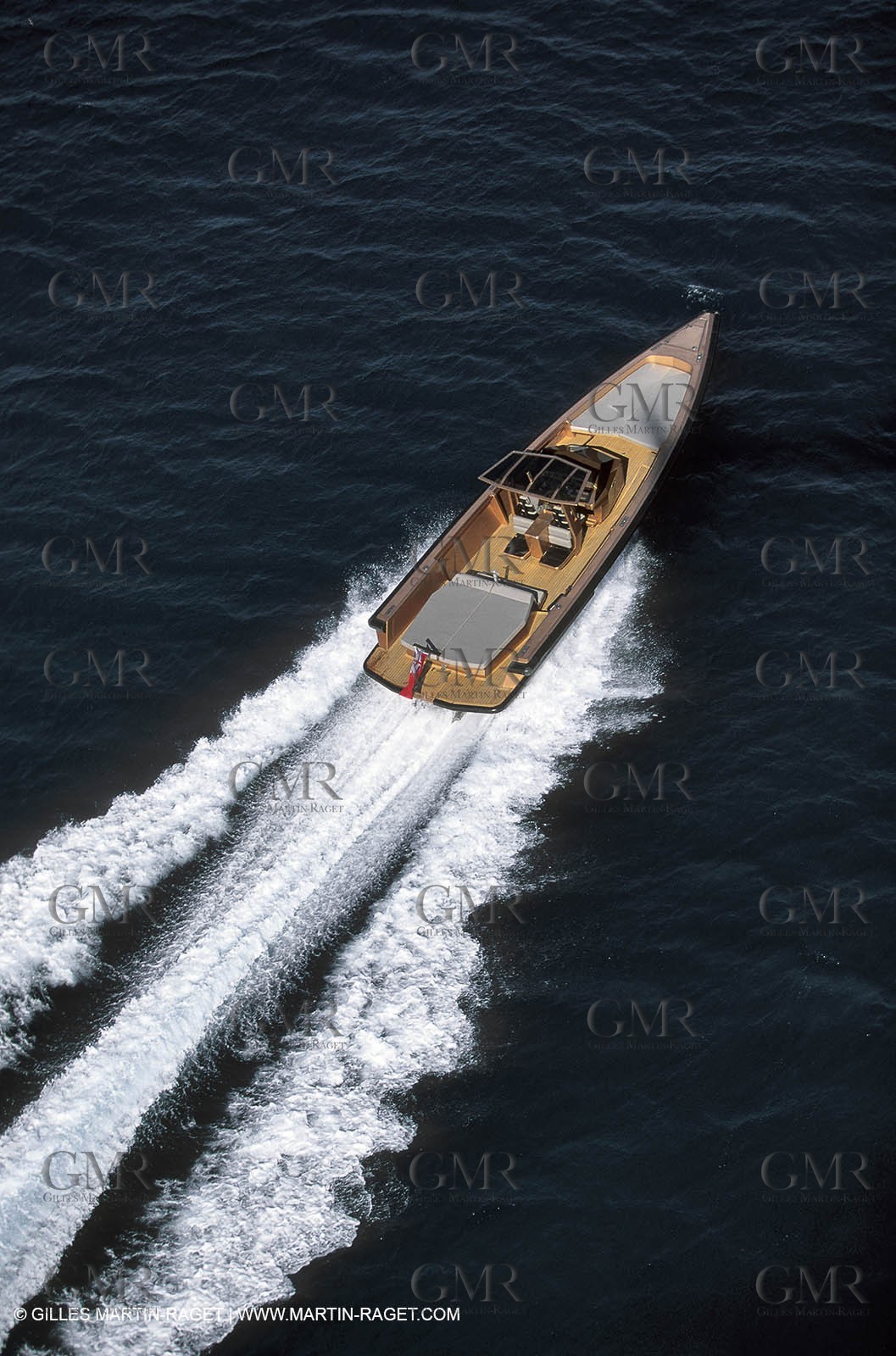 Motor boat running