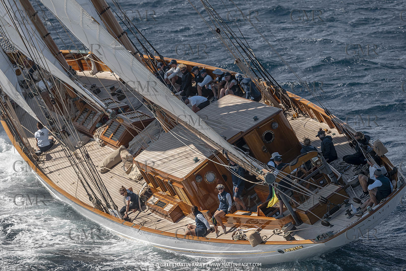 28 09 2022? Saint-Tropez,(FRA,83), Les Voiles de Saint-Tropez 2022 Régate N° 2 poup les modernes, navigation libre pour les grandes goélettes