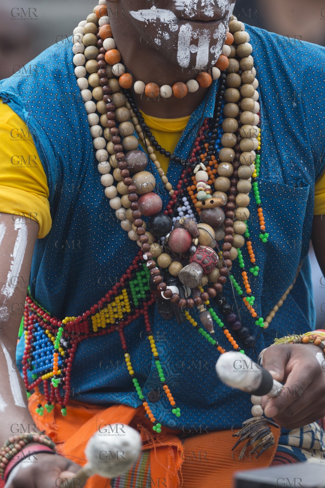 08 11 2014, Capetown (ZAF), Volvo Ocean Race 2014-15, Team Alvimedica, Nursing the boat