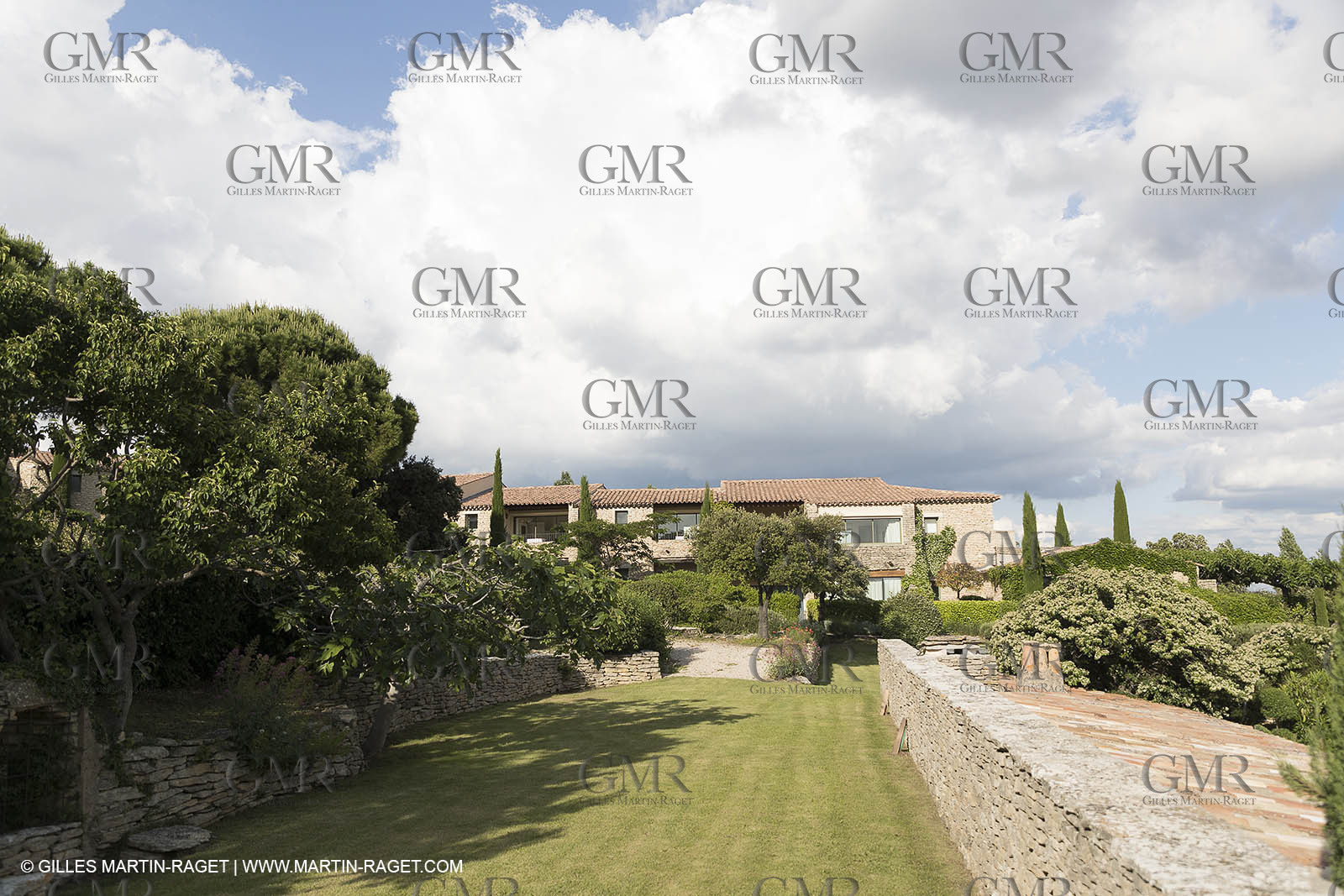 08 06 2018,Gordes (FRA,84) Hôtel Les Bories