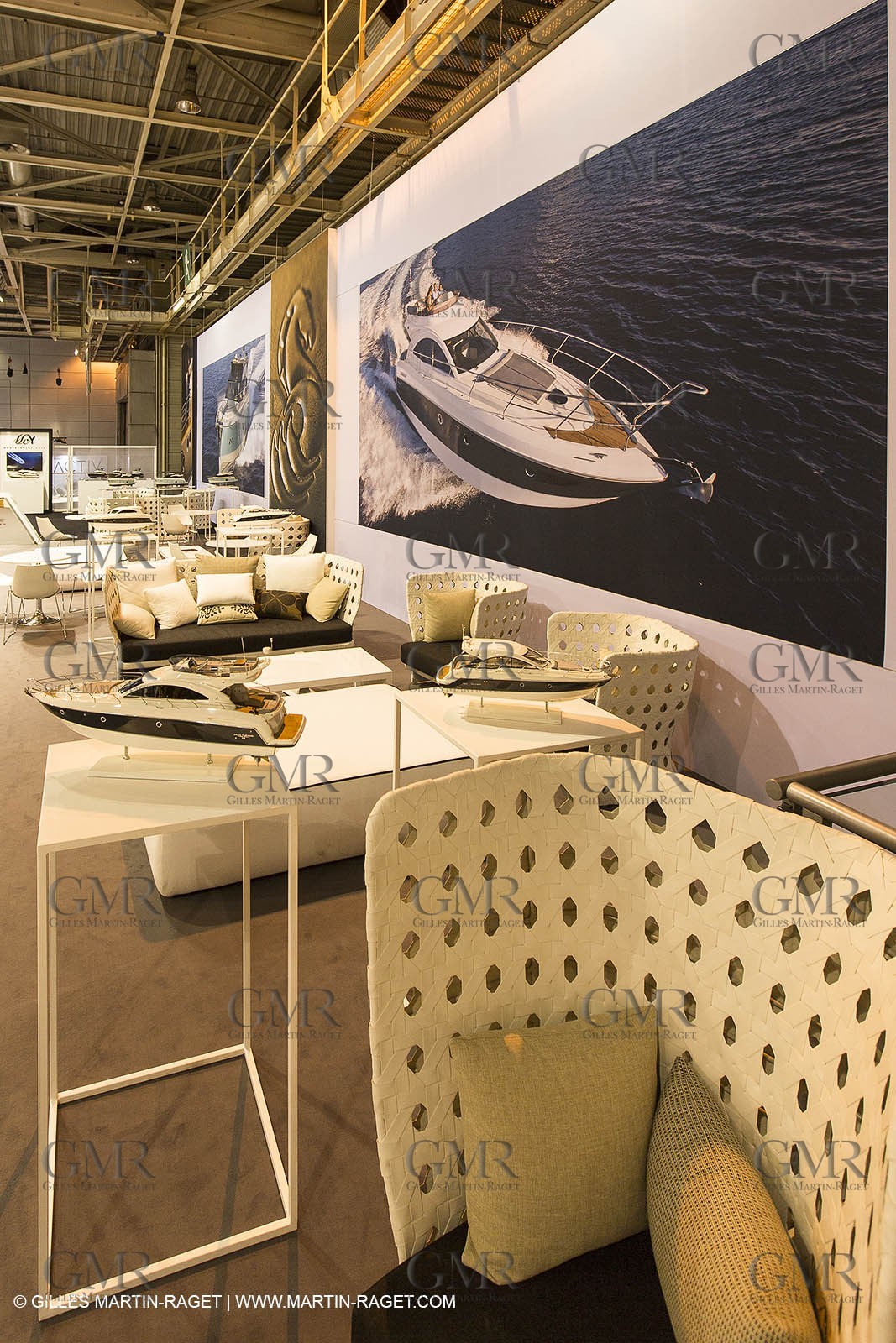 10 12 2013 - Paris (FRA,75) -Paris Boat Show - Beneteau booth