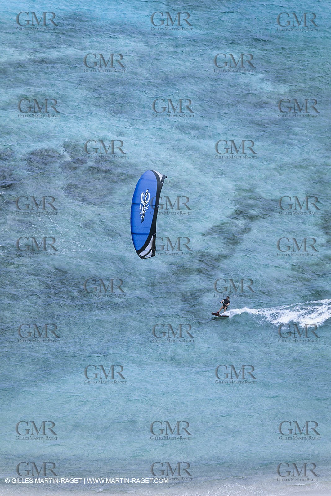 Watersports, Kite surfing