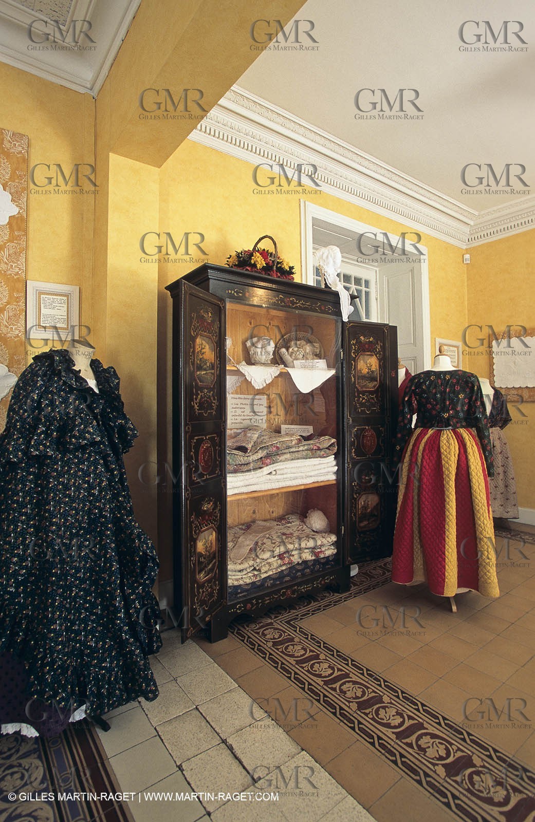 Boutis - cloths from Provence