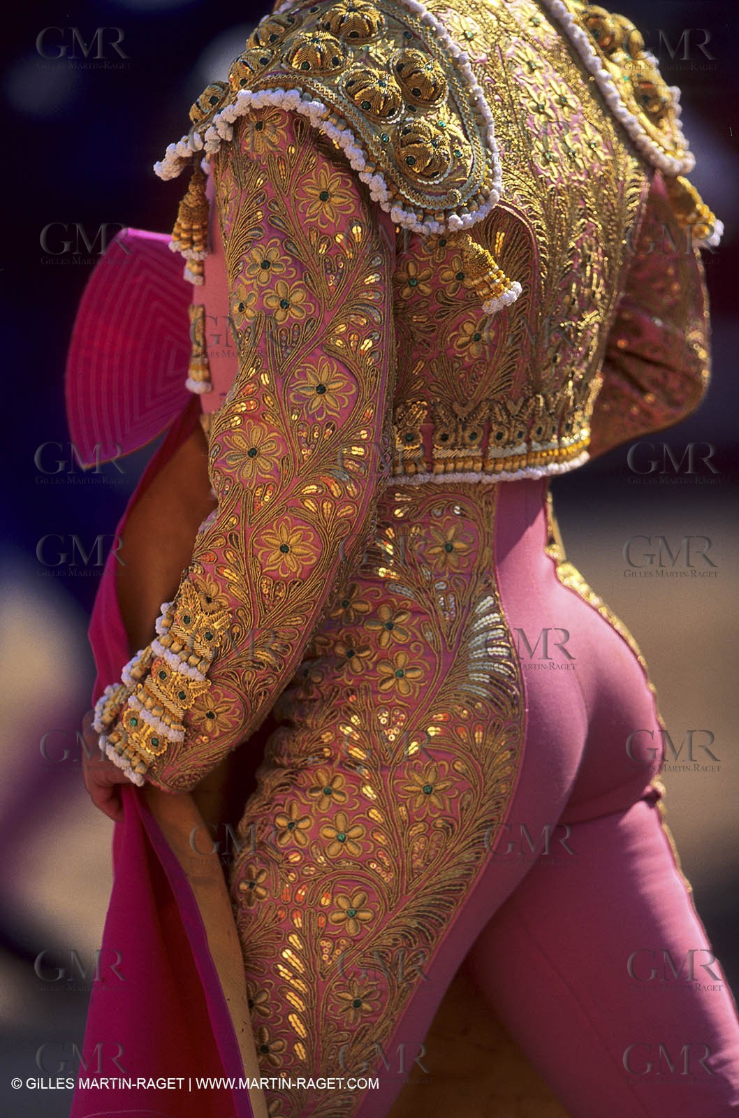 Traje de Luces (costume of light)