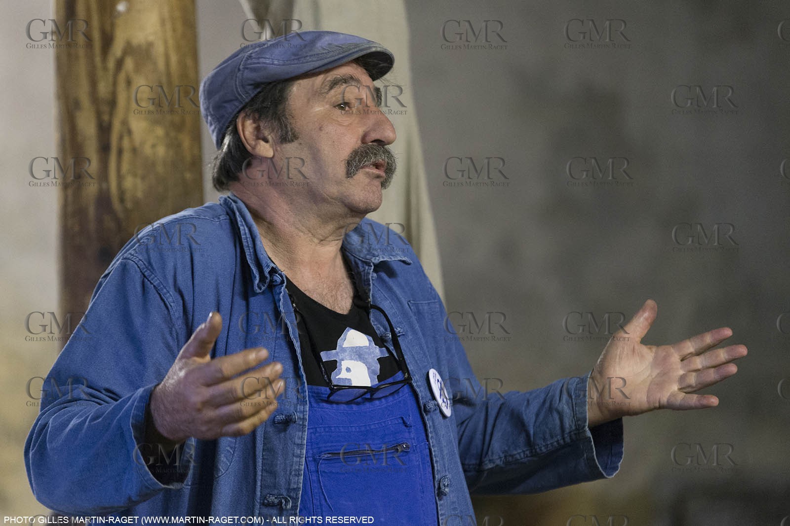 14 11 2015, Saint-Etienne du Grès (FRA,13), Tradiniotnal Hand making of olive oil at Mill de la Croix, Philippe Calot