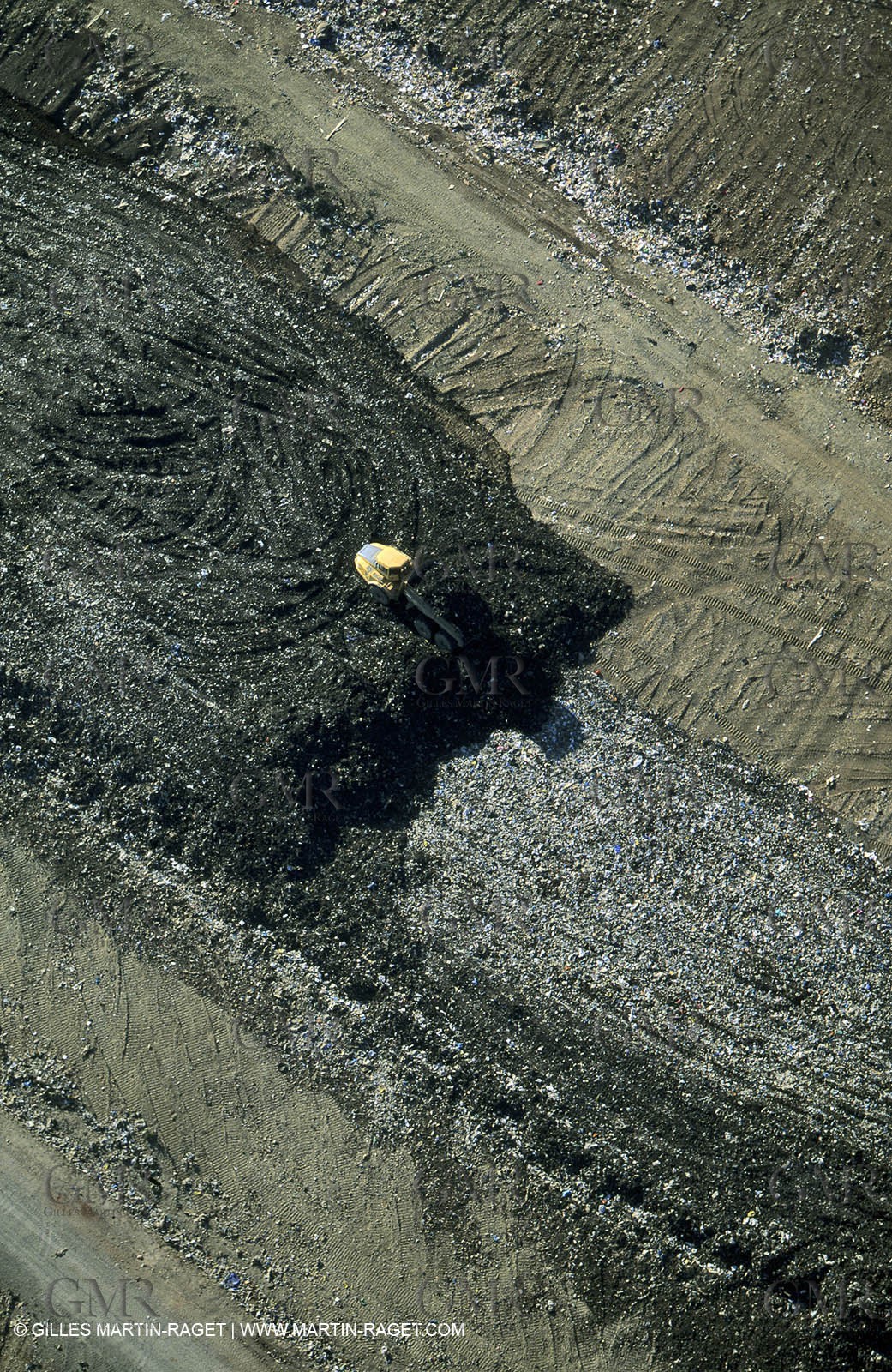 Entressen dustbin depot