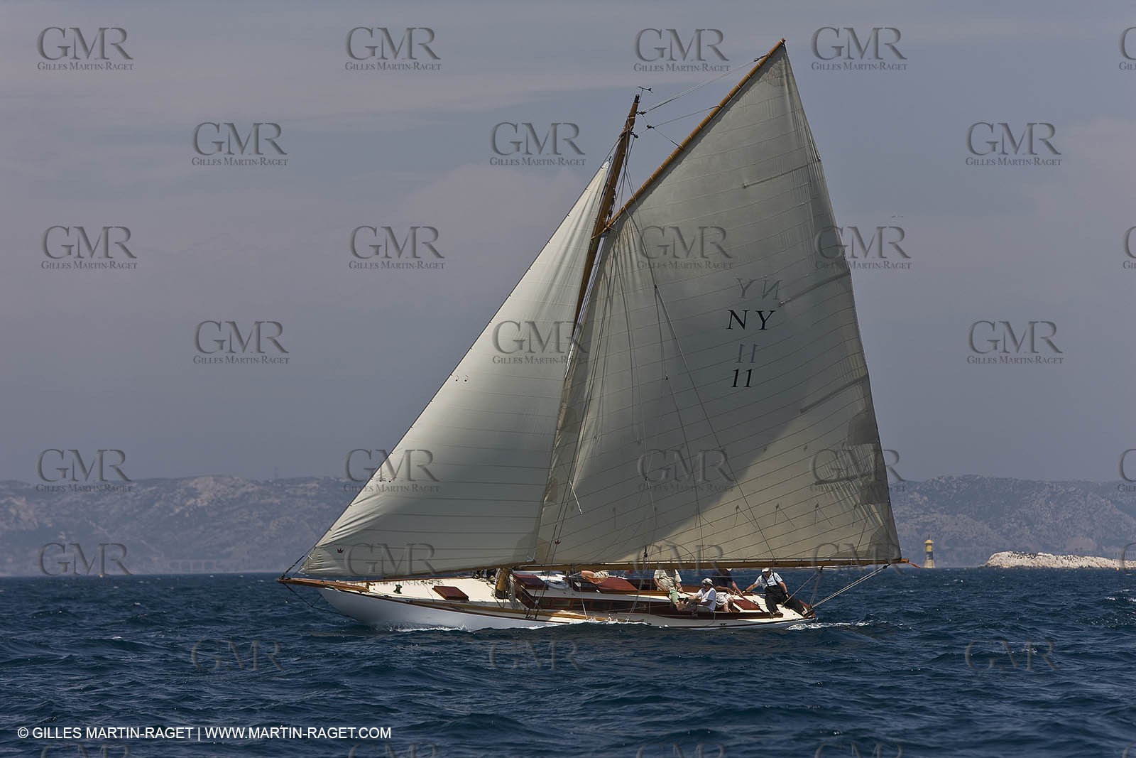 Sailing, Classic yachts, Voiles Vieux Port 2009, Marseille (FRA)