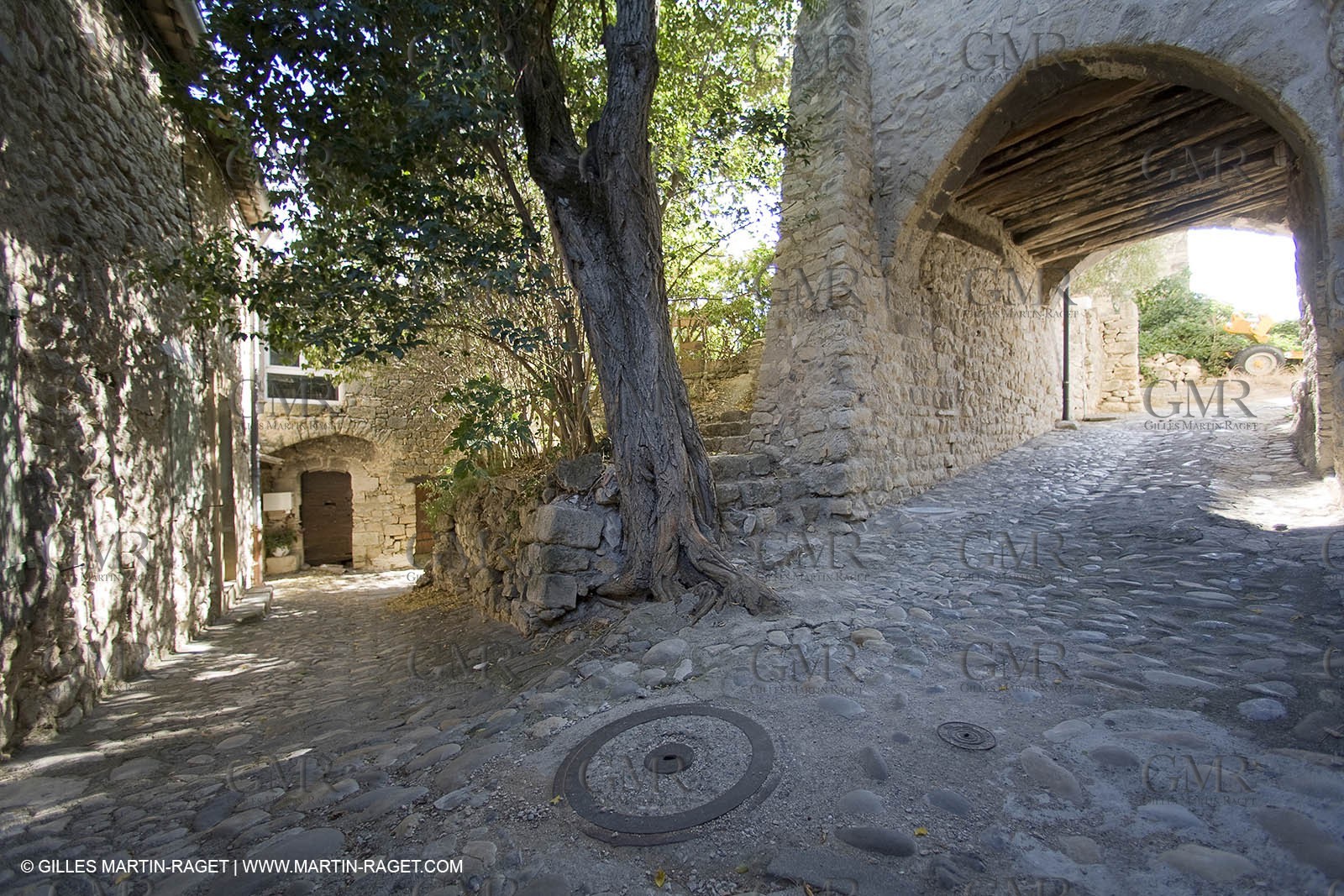 31 08 2007 - Forcalquier surrounds (FRA, 04) - Durance valley - Lurs