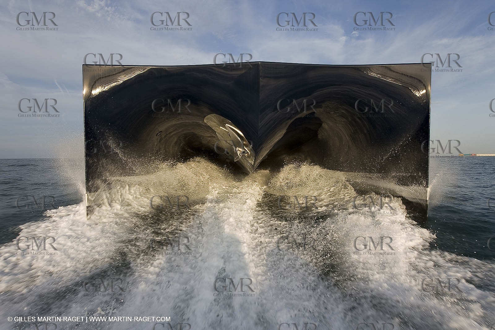 11 06 2007 - Valencia (Spain) - Super Yacht Catamaran Bradley, Gilles Vaton design built by H2X in la Ciotat (France)
