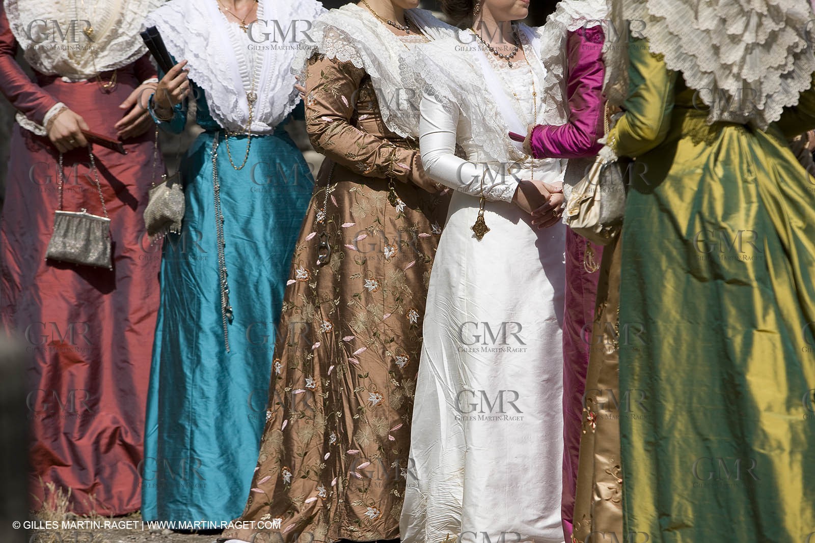 06 07 08 - Arles (FRA, 13) - Traditional costume of Arles fest