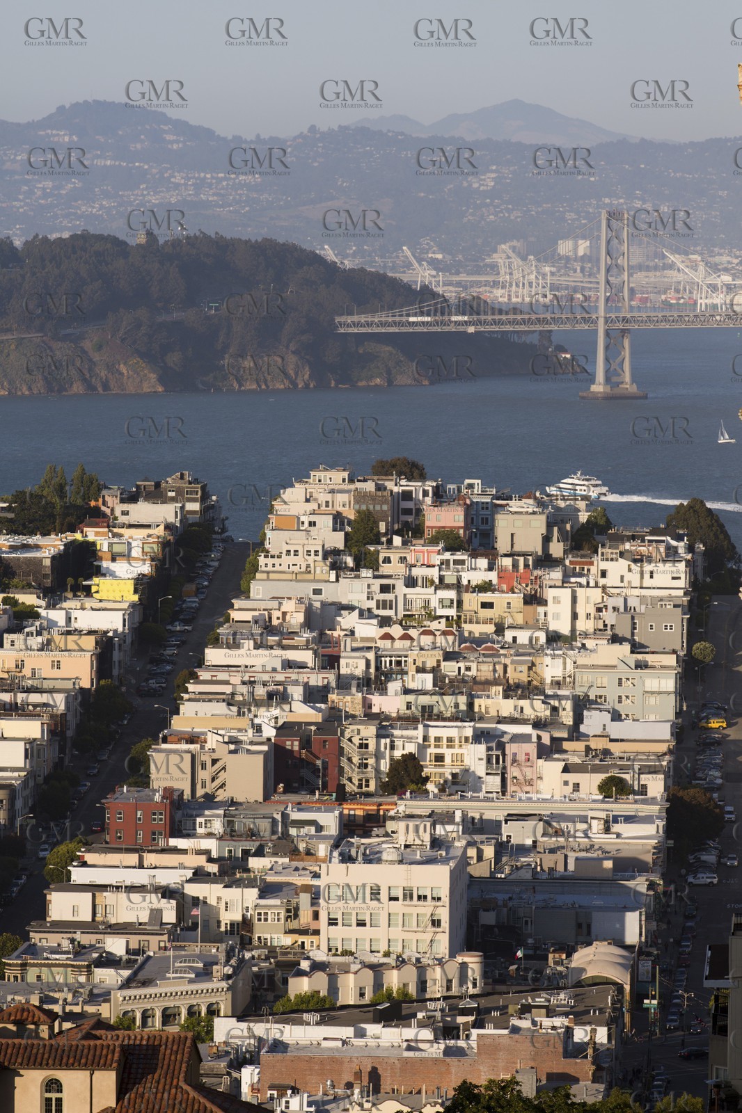 GGB75_1167.jpg